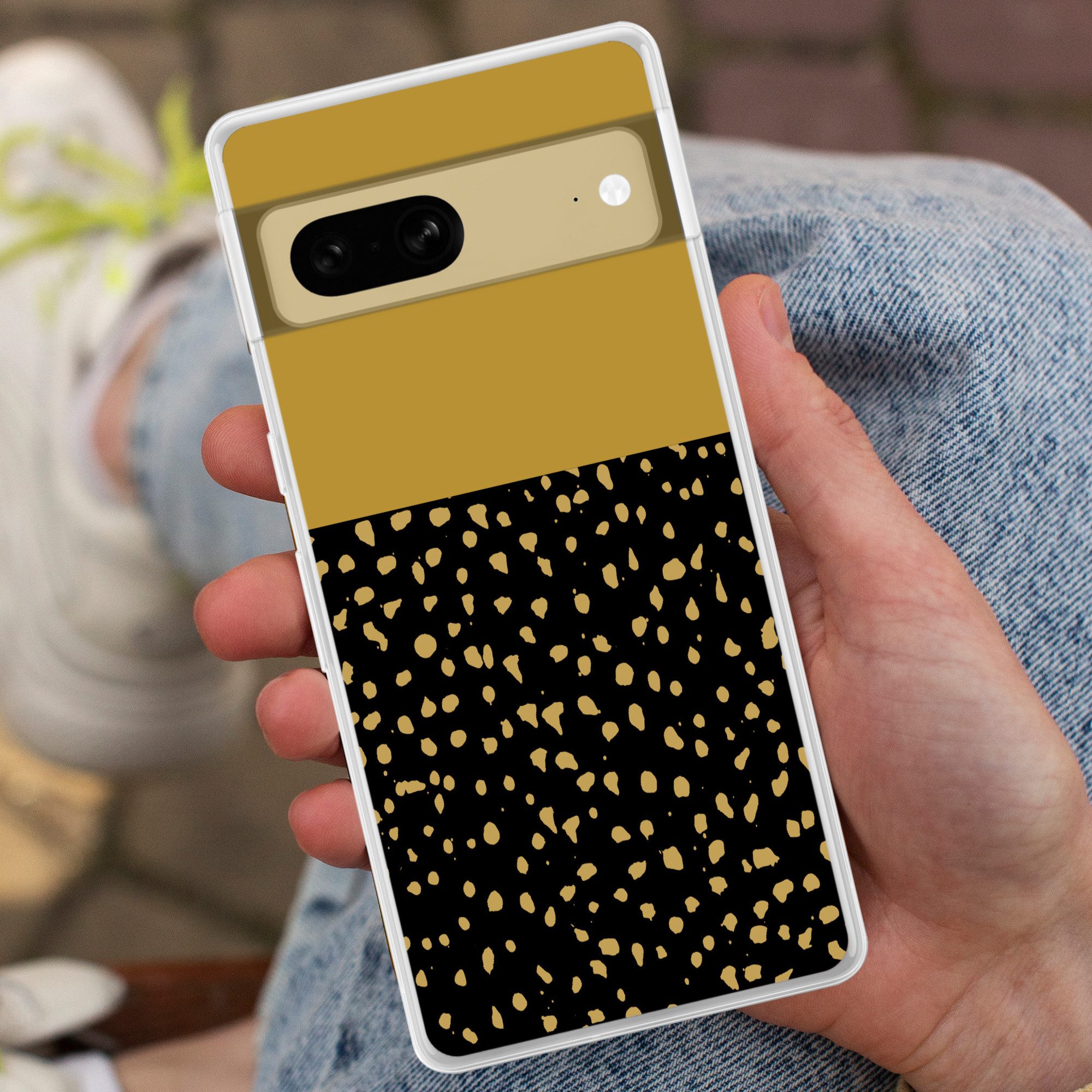MuchoWow Handyhülle für Google Pixel 7 Polka dots - Ockergelb - Schwarz, Phone Case, Silikon, Schutzhülle Dünn