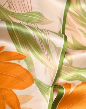 MayTree Ohrstecker-Set schmal,Tulpen, orange, grün, beiseitig 16 x 145 cm, Sommerschal (1-tlg), 100% Seide