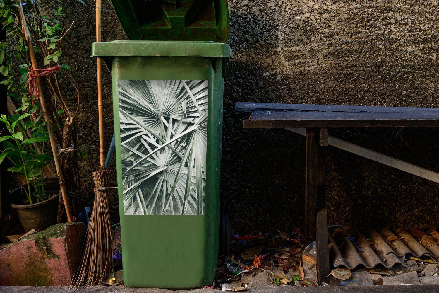 MuchoWow Container, St), Abfalbehälter Wandsticker (1 Mülleimer-aufkleber, Mülltonne, Grün Tropisch Palmenblatt - Sticker, -