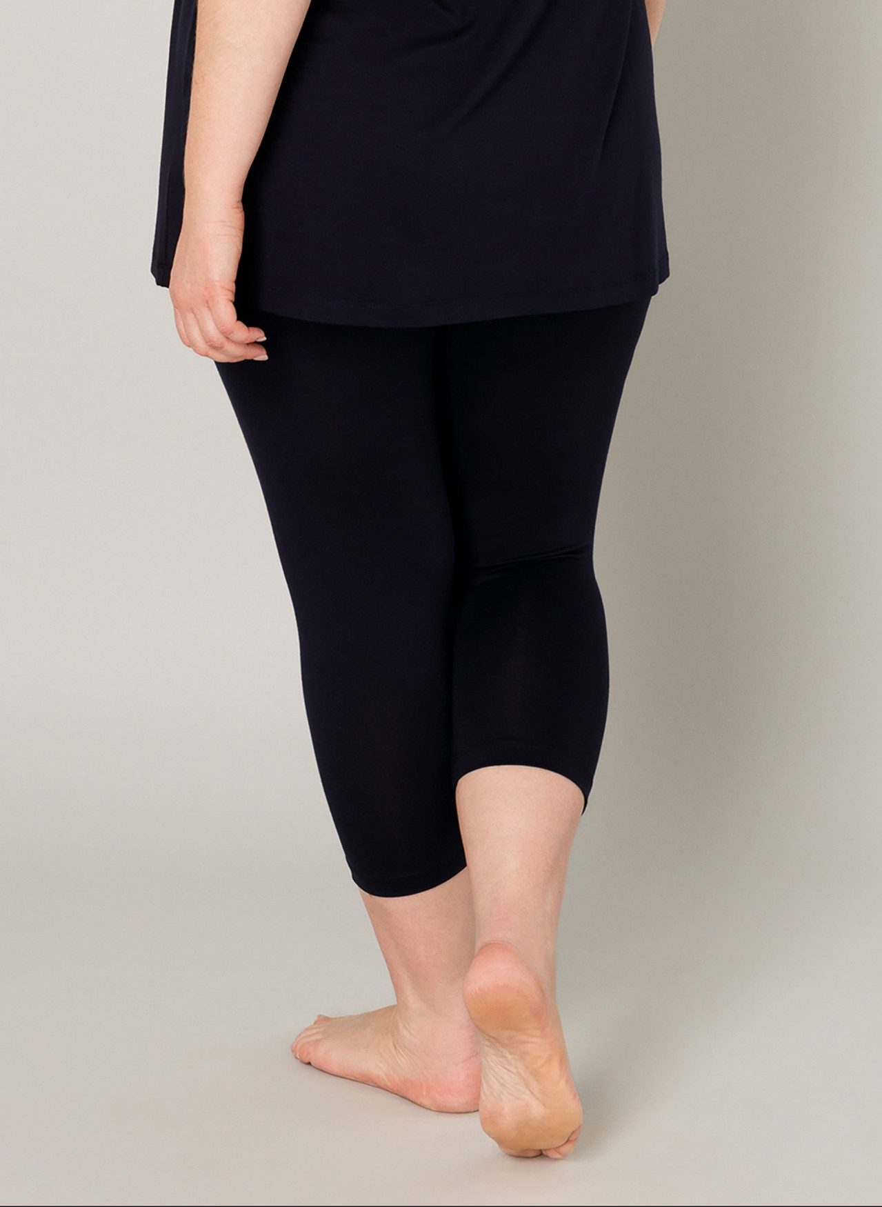 Base Level Curvy Caprileggings Audrey günstig online kaufen