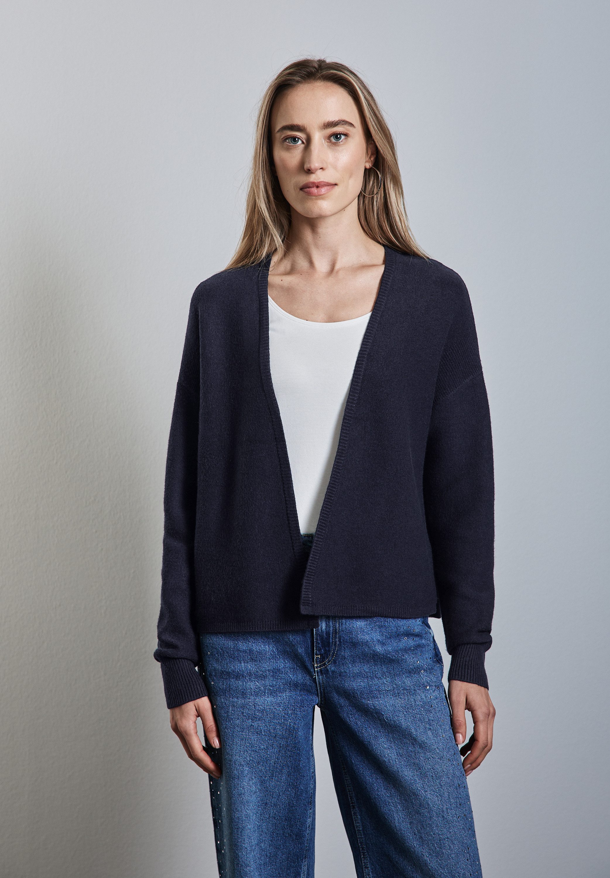 STREET ONE Cardigan im angenehmen Materialmix