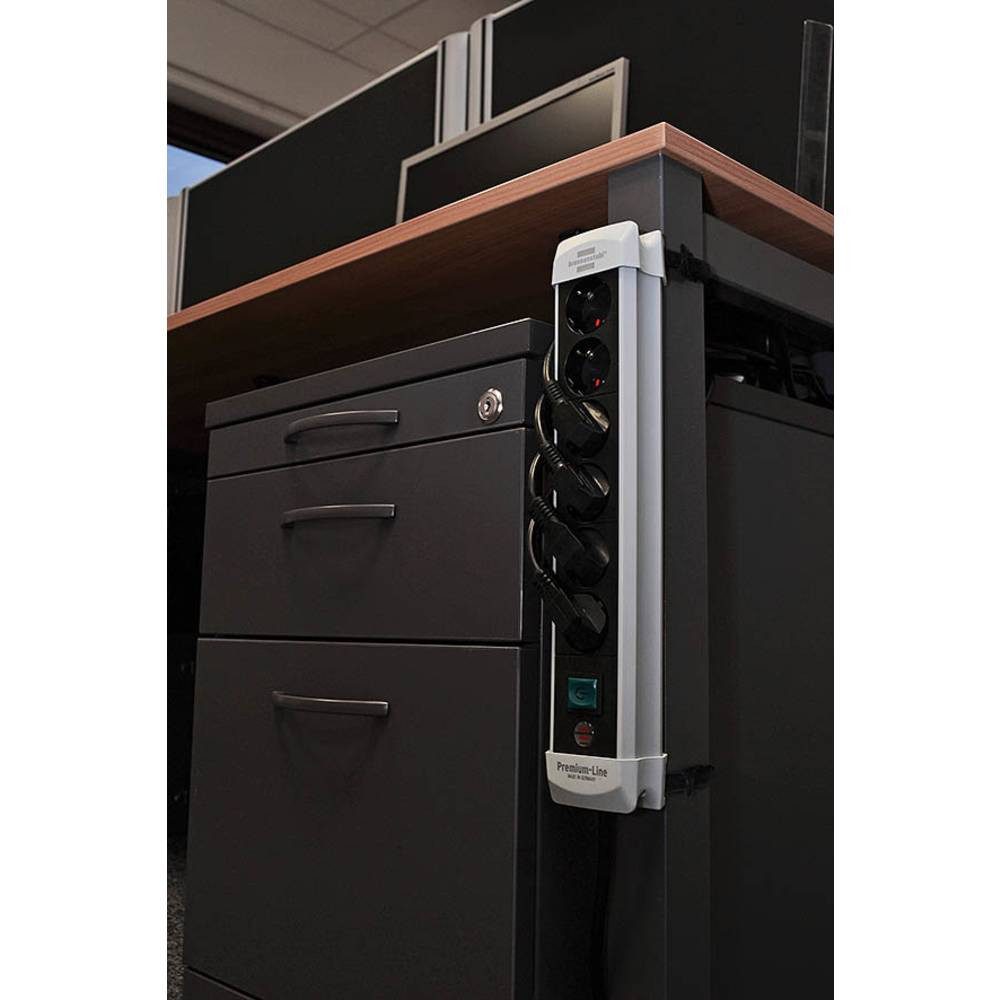 Brennenstuhl Premium-Line, Steckdosenleiste 1951540101 Steckdosenleiste, erhöhter Berührungsschutz, mit Schalter