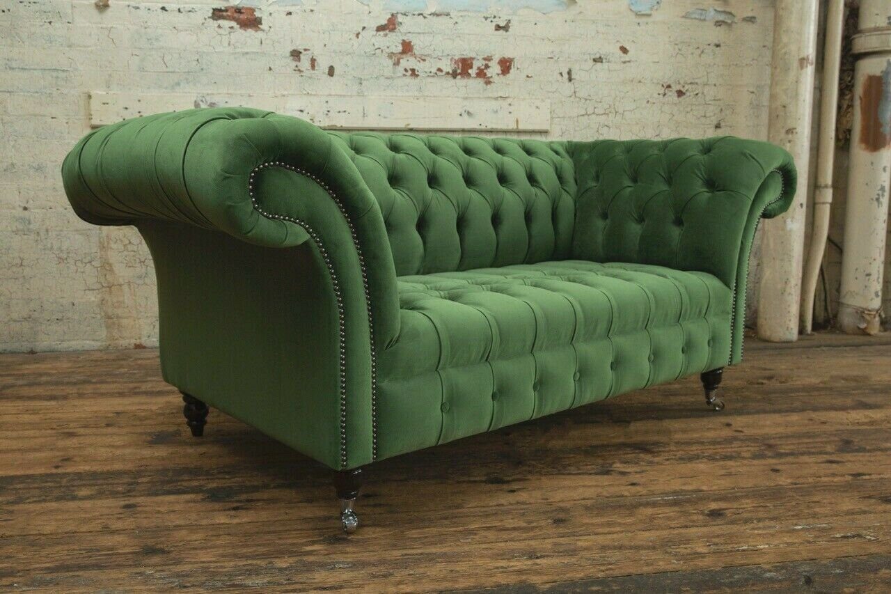 JVmoebel Chesterfield-Sofa, Grüne Chesterfield Textil Couch Zwei Sitzer Polster Sofa