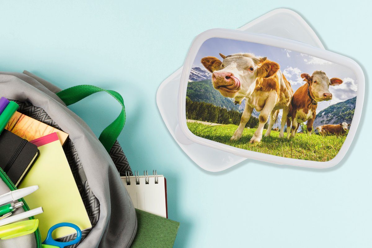 Kunststoff, Brotbox Alpen, Berge Lunchbox für Erwachsene, - für MuchoWow Landschaft Mädchen weiß Kühe - (2-tlg), und Gras - und Brotdose, Jungs Kinder -