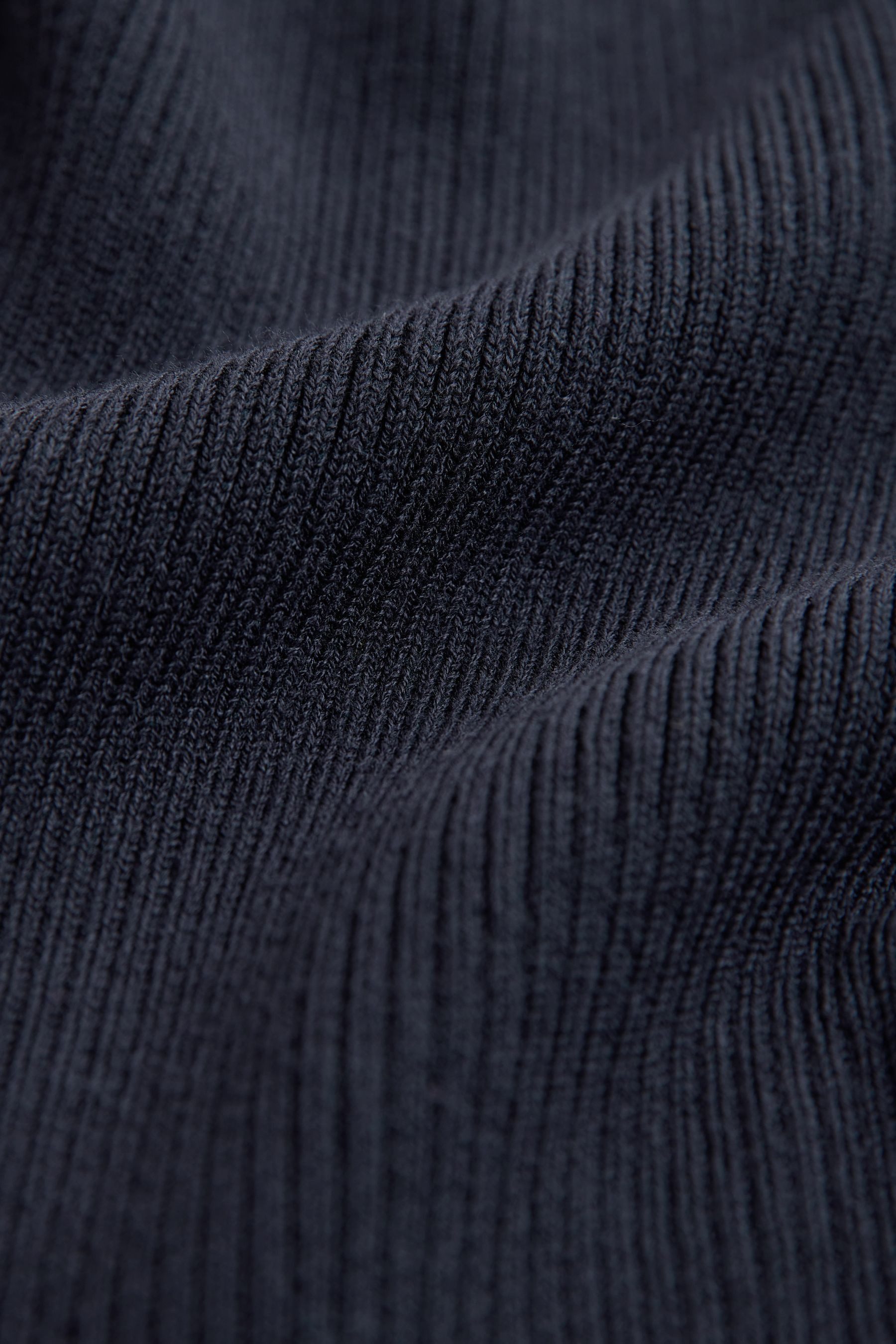 Next Umstandskleid Strickkleid mit Twist-Detail, Umstandsmode (1-tlg)