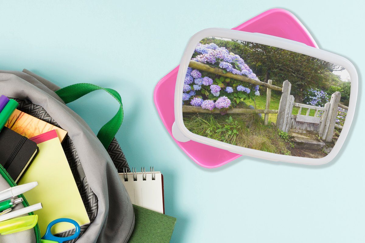 Kunststoff Cottage-Garten rosa mit Hortensien, Kinder, MuchoWow Brotbox (2-tlg), Brotdose Kunststoff, Lunchbox Mädchen, für Erwachsene, Snackbox,
