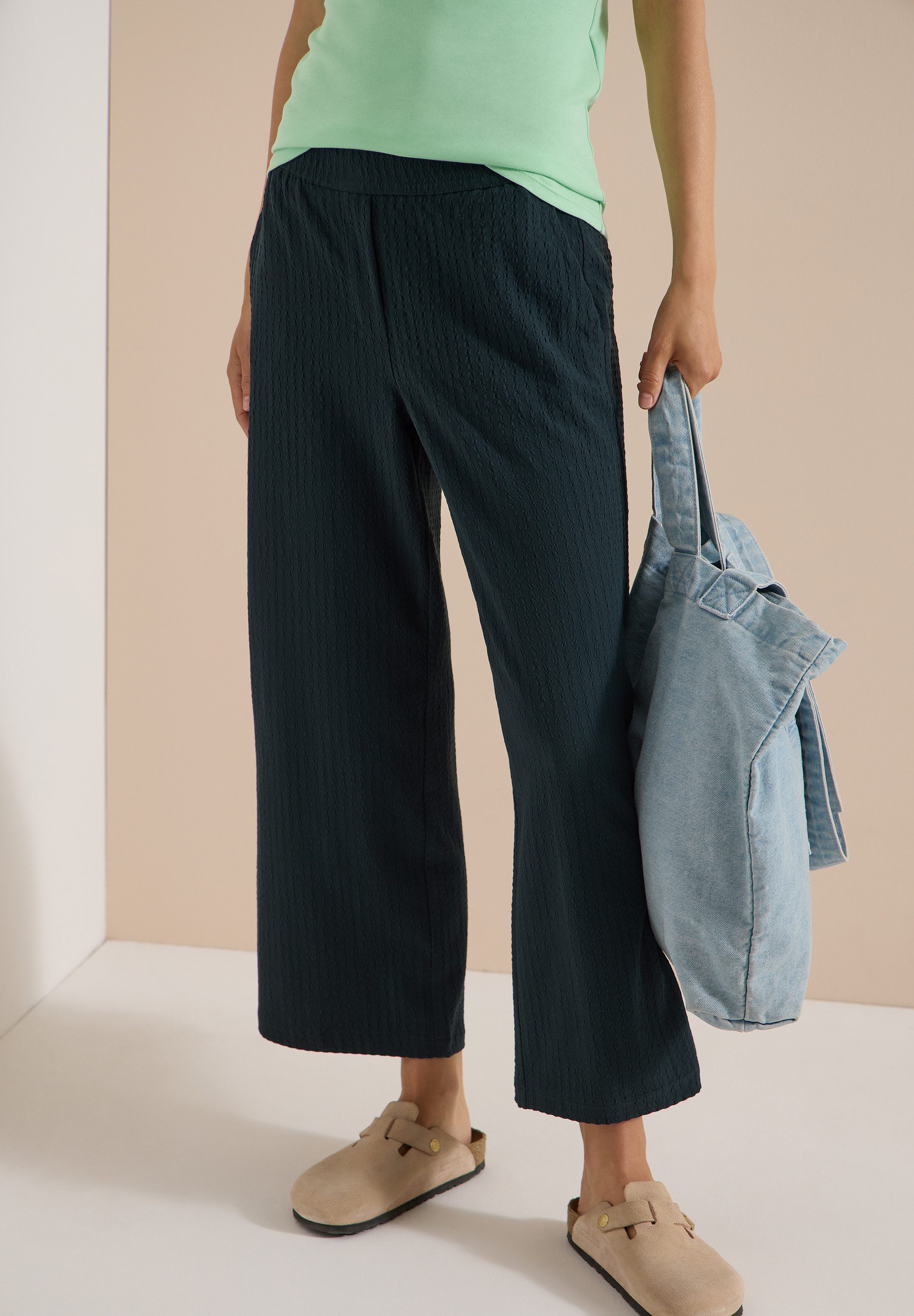 7/8-Hose Style Neele