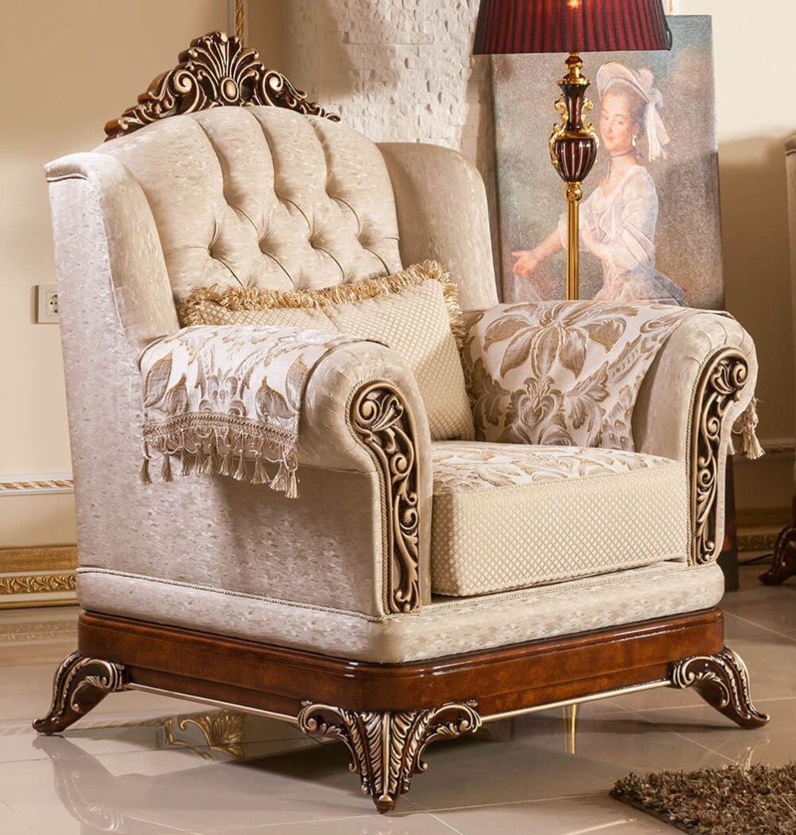 Casa Padrino Sessel Luxus Barock Sessel Gold / Braun / Bronzefarben - Prunkvoller Wohnzimmer Sessel mit elegantem Muster - Barock Wohnzimmer & Hotel Möbel - Edel & Prunkvoll