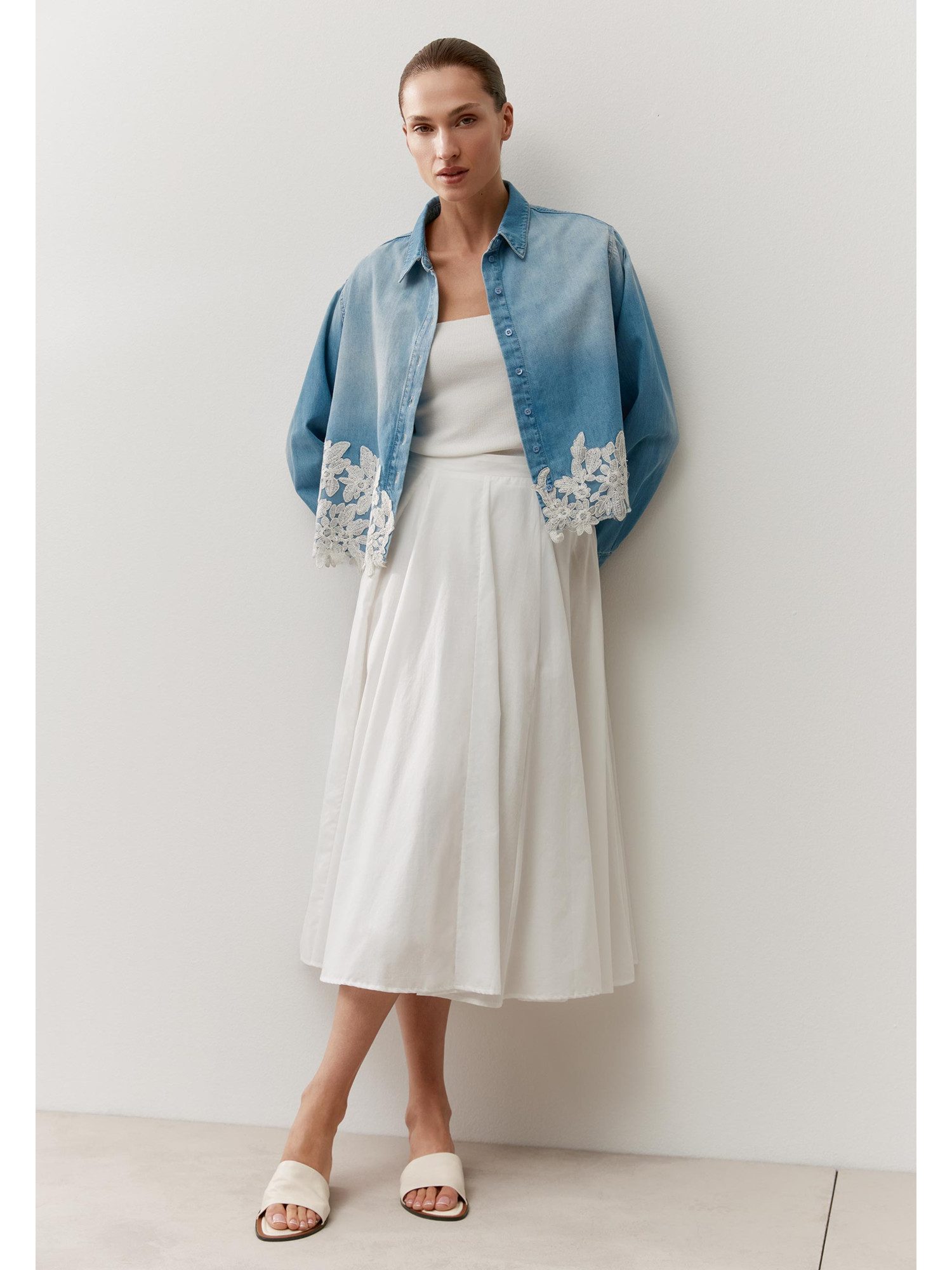 MORE&MORE Klassische Bluse lässiges, kurzes Jeanshemd mit Spitze