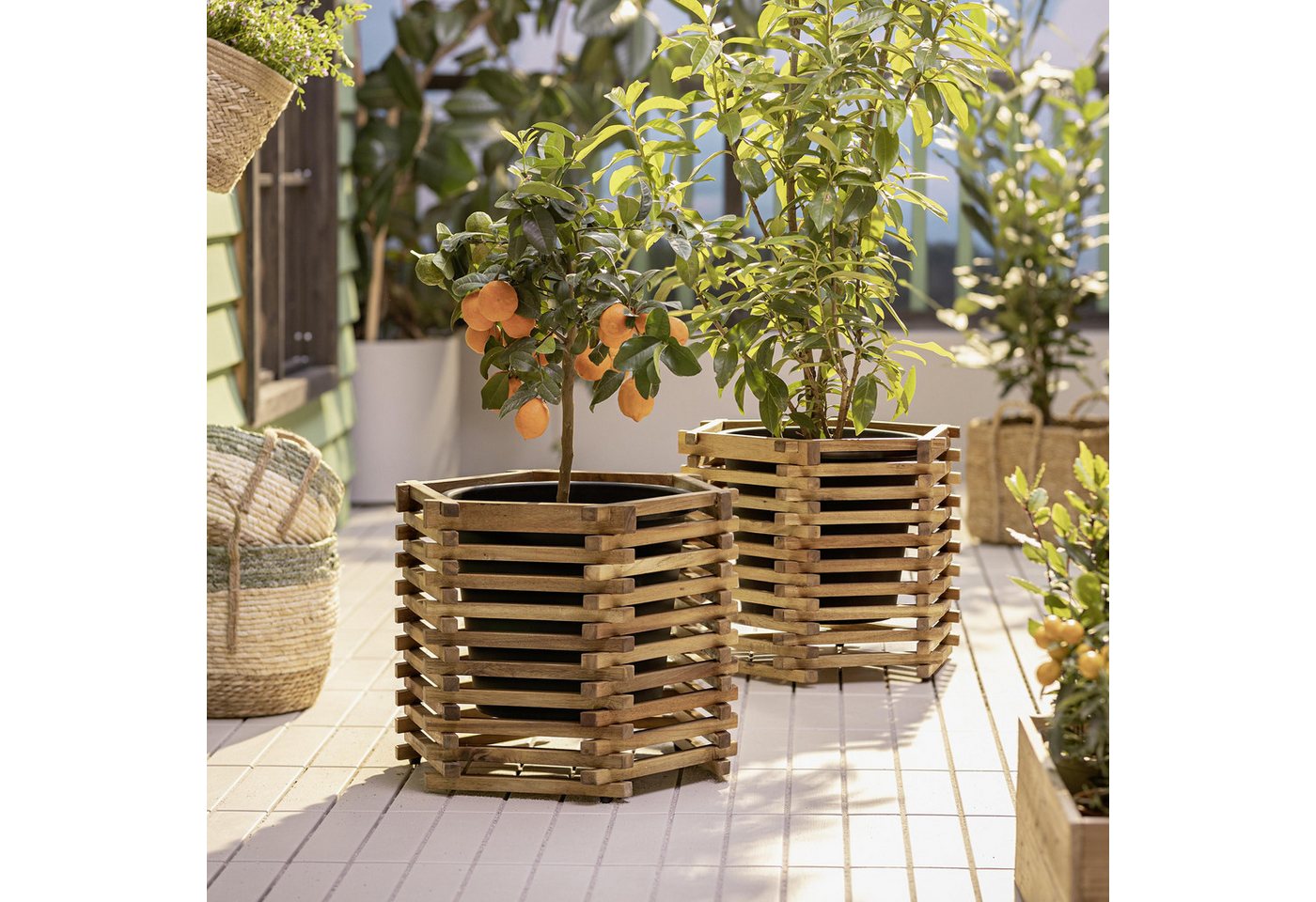 Thumbnail - Frank Flechtwaren Blumentopf Großer Pflanztopf Akazie Holz sechseckig – Übertopf, Gartendeko