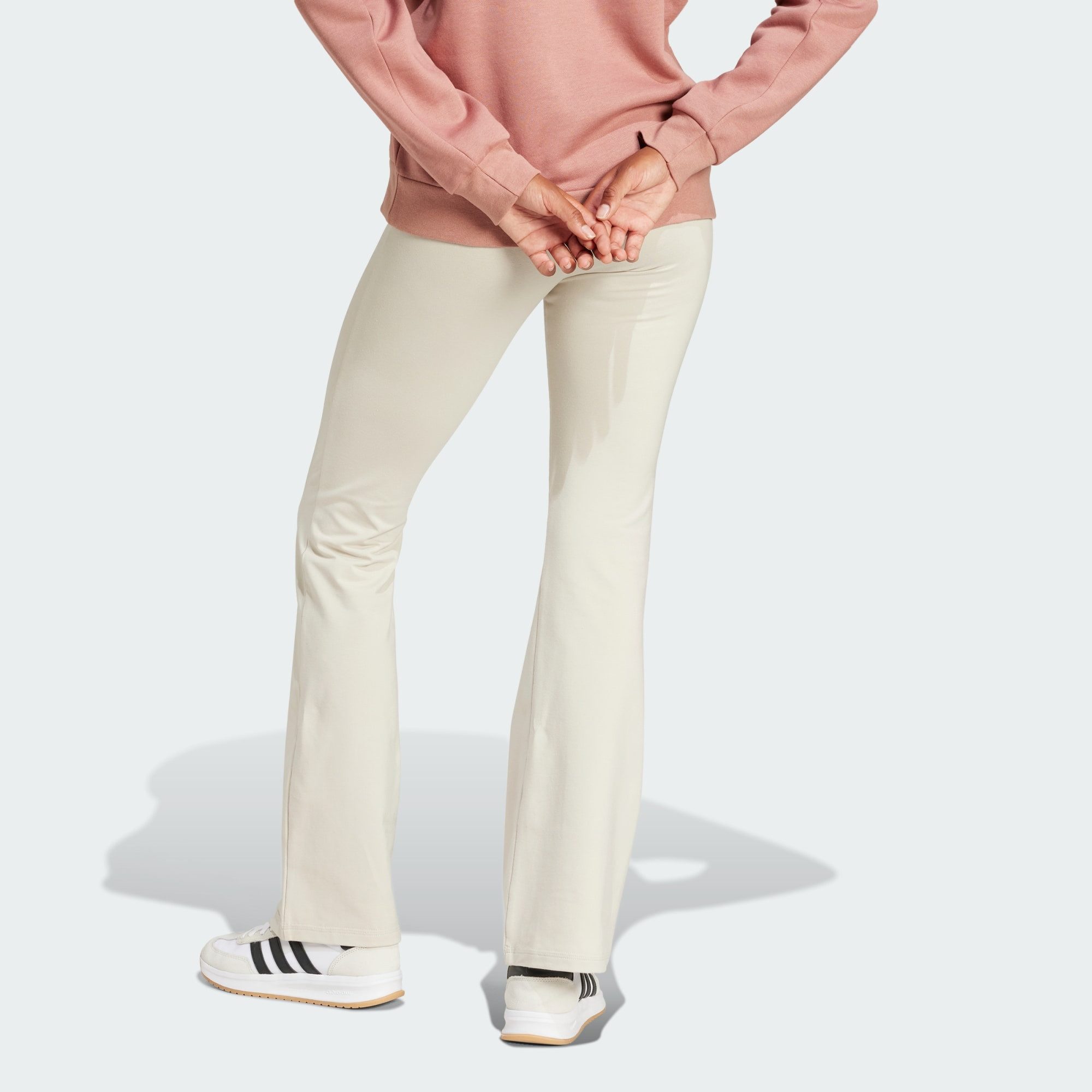 adidas Sportswear Leggings ESSENTIALS SMALL LOGO FLARED LEGGINGS (1-tlg)