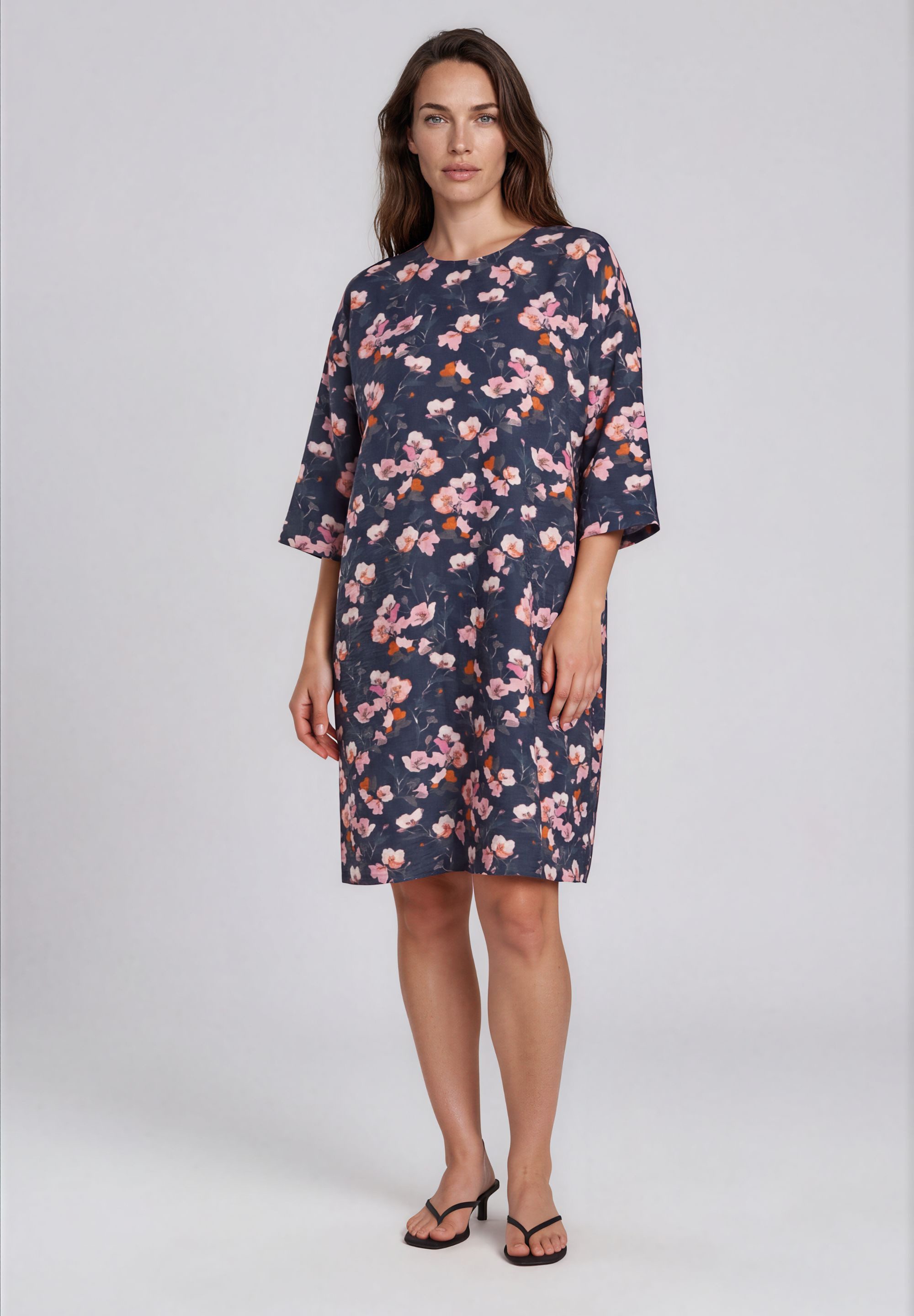 Masai Blusenkleid MaNaslana Blumenprint, Dreiviertelärmeln
