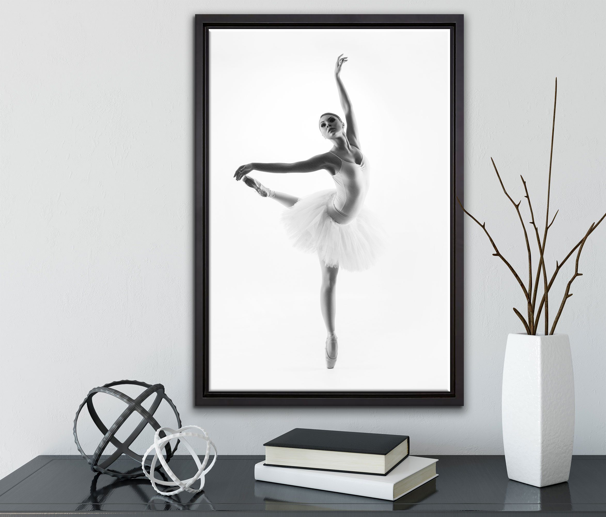 Zackenaufhänger inkl. bespannt, einem Wanddekoration Schattenfugen-Bilderrahmen fertig Ballerina, Pixxprint Ästhetische in Leinwandbild (1 St), gefasst, Leinwandbild