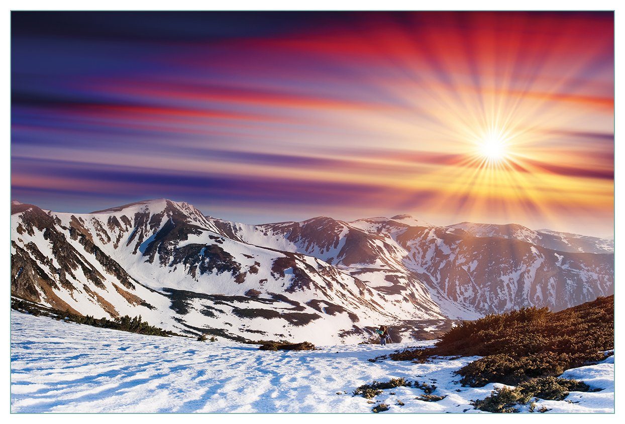 Wallario Küchenrückwand Farbenfroher Sonnenuntergang im Winter - Schnee in den Bergen, (1-tlg)