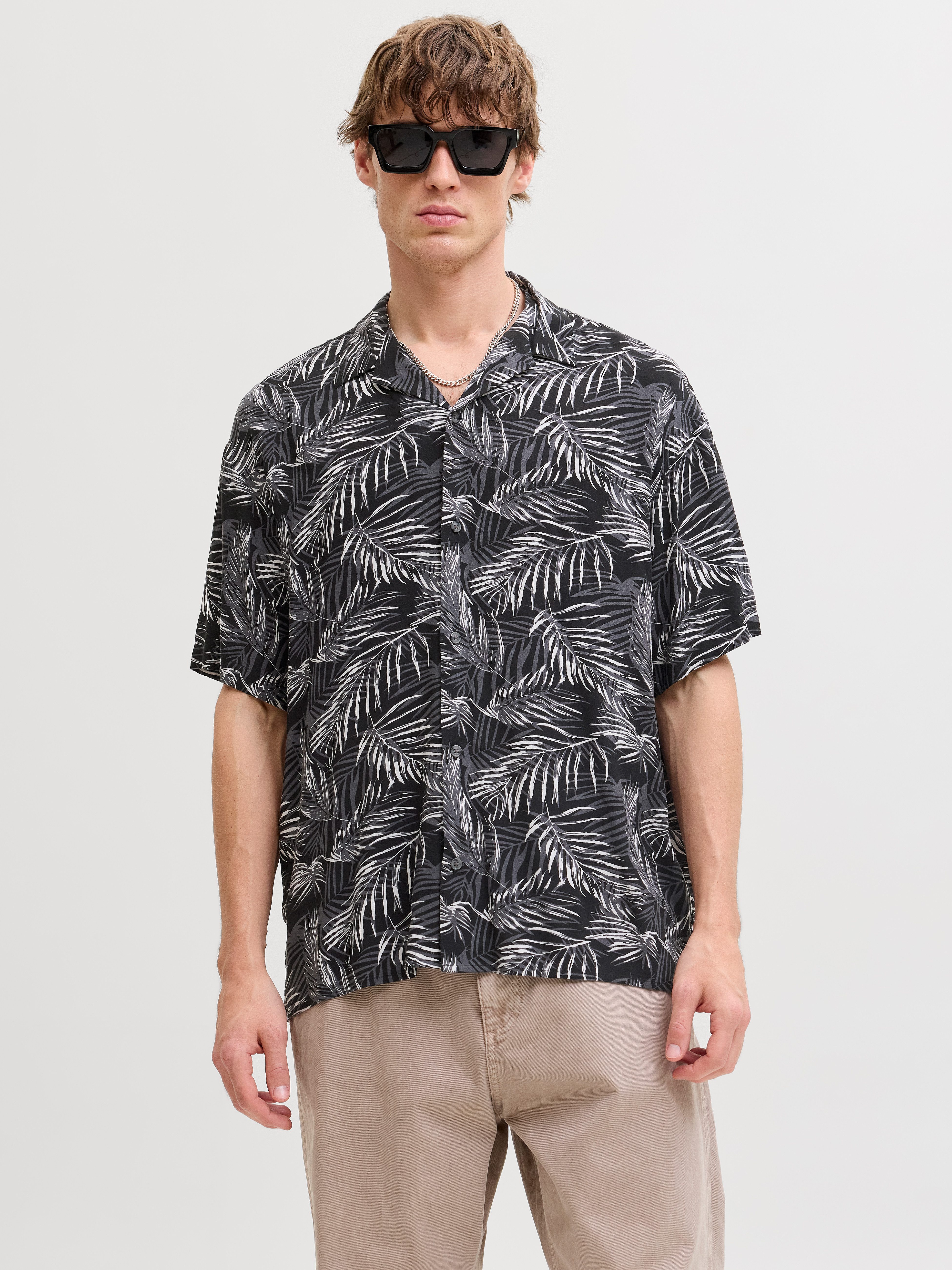 Jack & Jones Kurzarmhemd JJEJEFF RESORT AOP SHIRT S/S LN