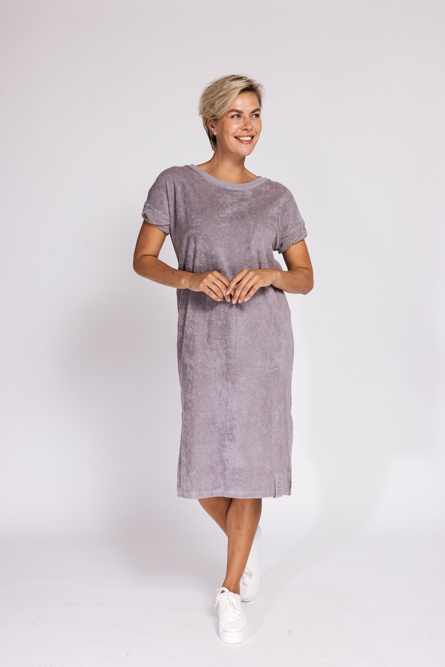 Zhrill Midikleid MATEA für den Alltag, Kurzarm, lässige Passform, unifarben