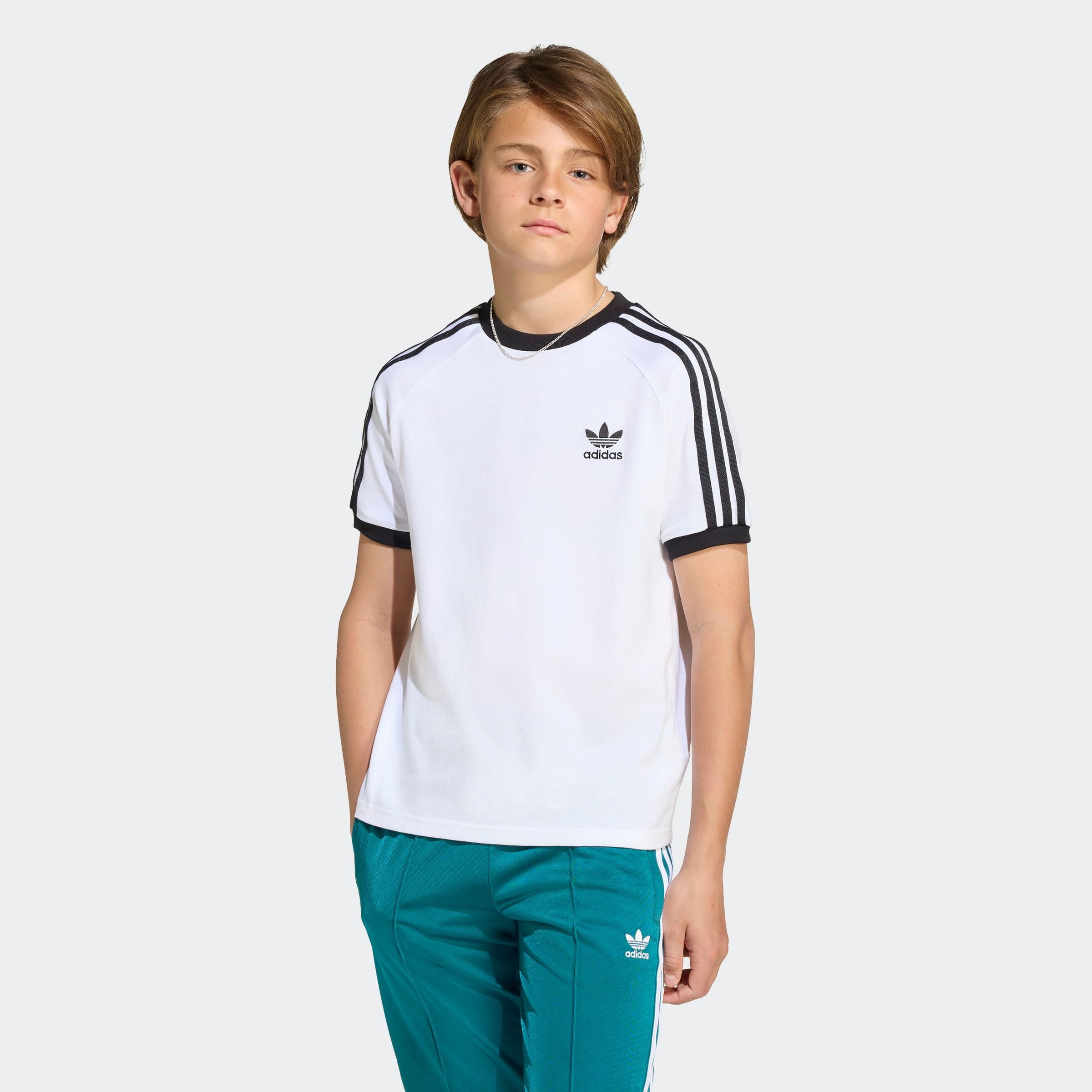 adidas Originals T-Shirt 3 STRIPE TEE sportlicher Stil, mit kurzen Ärmeln, für Kinder, aus Baumwolle. Reduzierter Preis € 21,99. Unverbindliche Preisempfehlung € 28,00