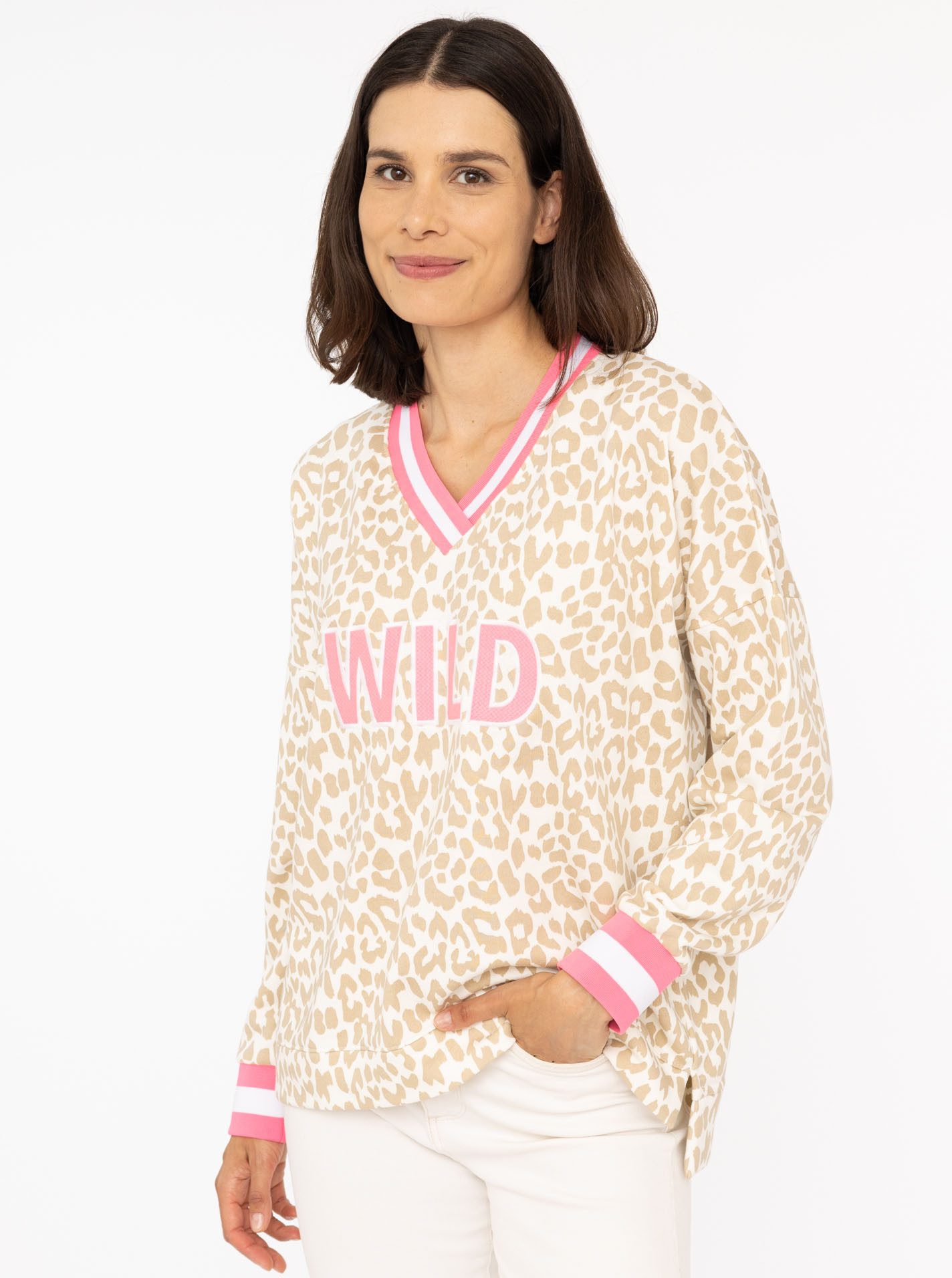 Zwillingsherz Sweatshirt "Leo Pastell" mit V-Ausschnitt, gestreiften Bündch günstig online kaufen