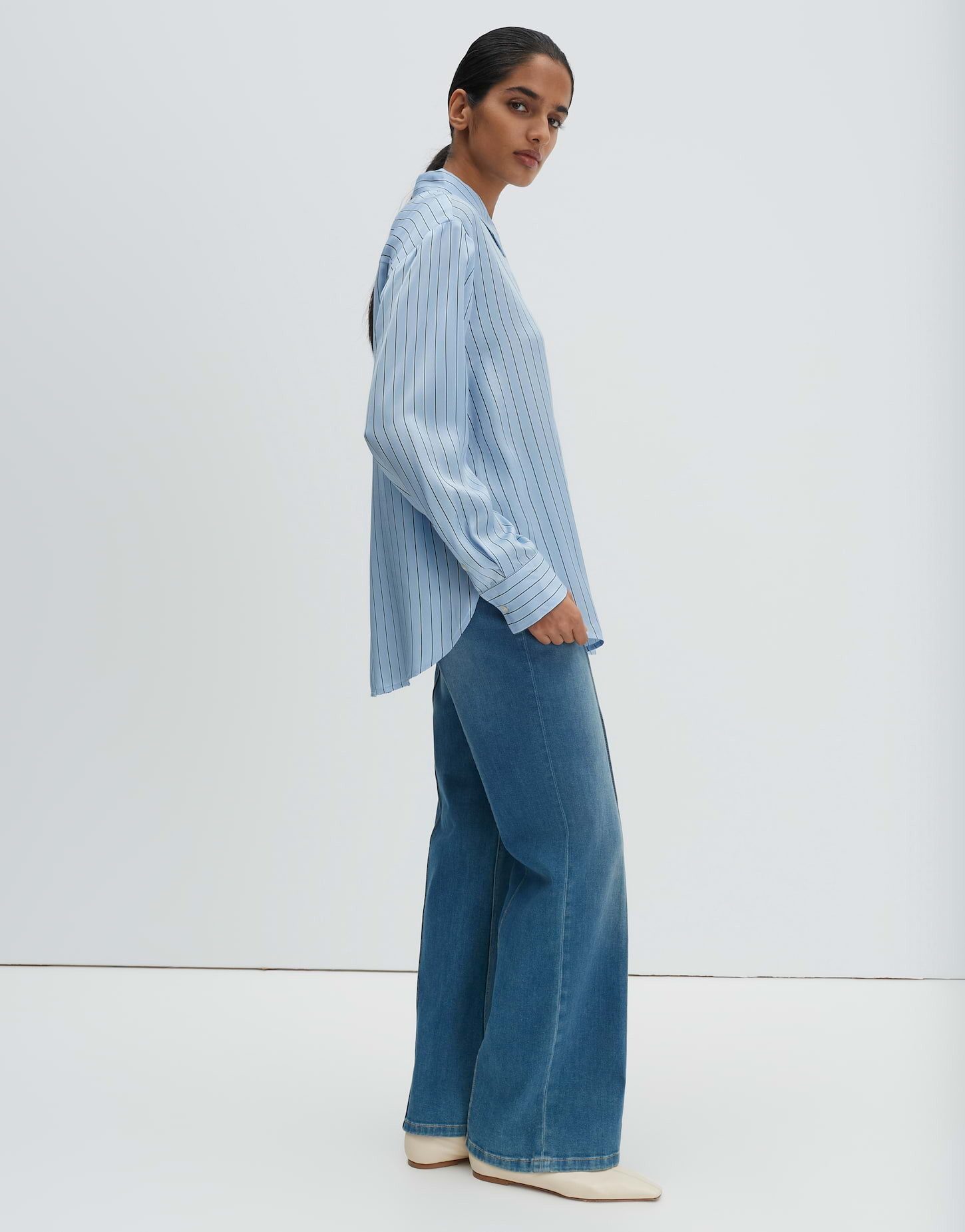 someday Langarmbluse Zenja Longbluse aus Viskose mit Streifenmuster Weite Passform mit Quetschfalte und abgerundetem Saum – Bild 5 von 5