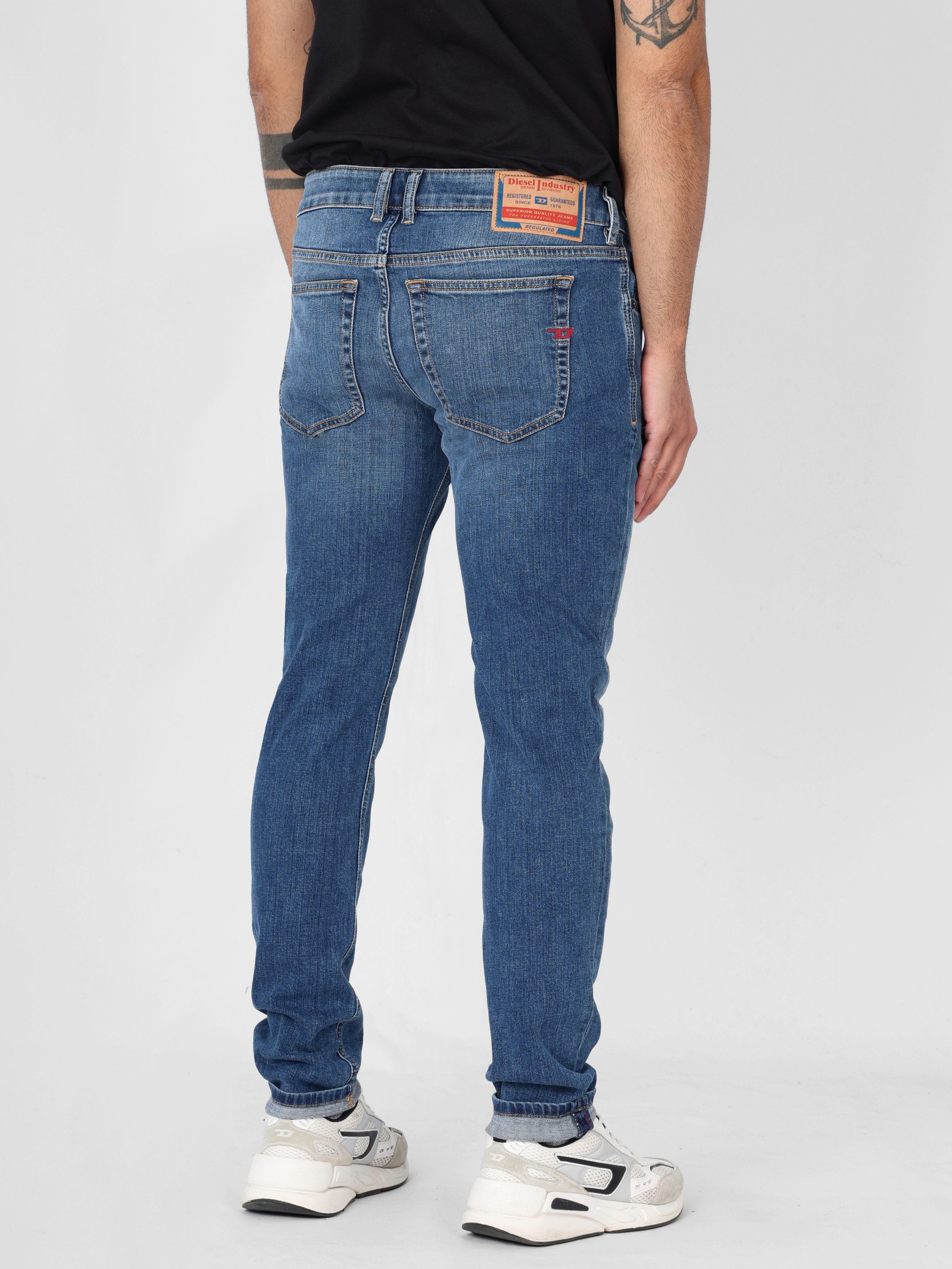 Diesel Skinny-fit-Jeans Low Waist - 1979 SLEENKER Stretch Denim