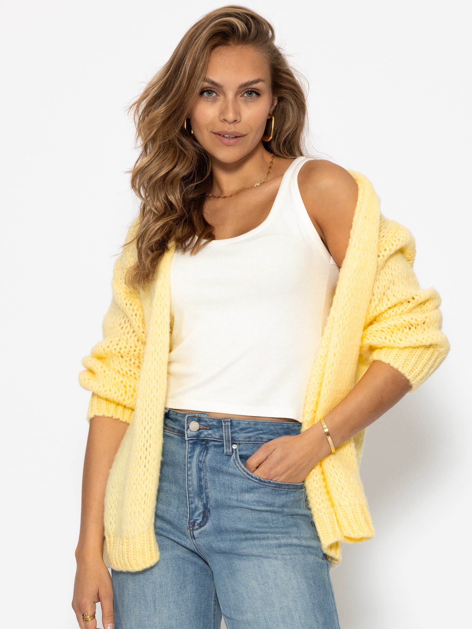 SASSYCLASSY Cardigan Oversize Cardigan aus Strick Damen Strickcardigan im oversized Fit mit Rippbündchen – Bild 4 von 5
