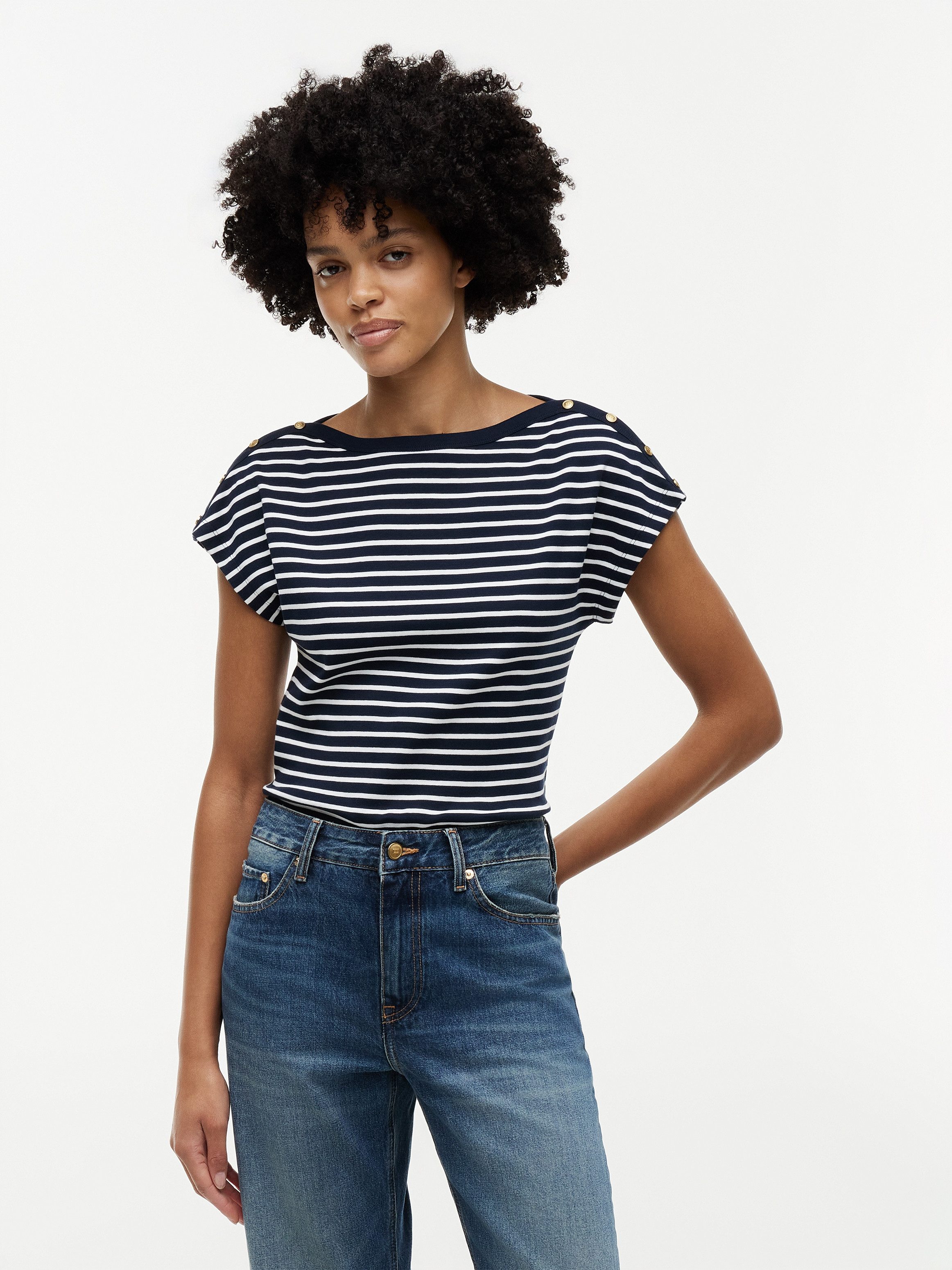 Tommy Hilfiger Kurzarmshirt GOLD BTN CAP-SLV BOAT-NK TEE Baumwolle, mit goldfarbenen Knöpfen