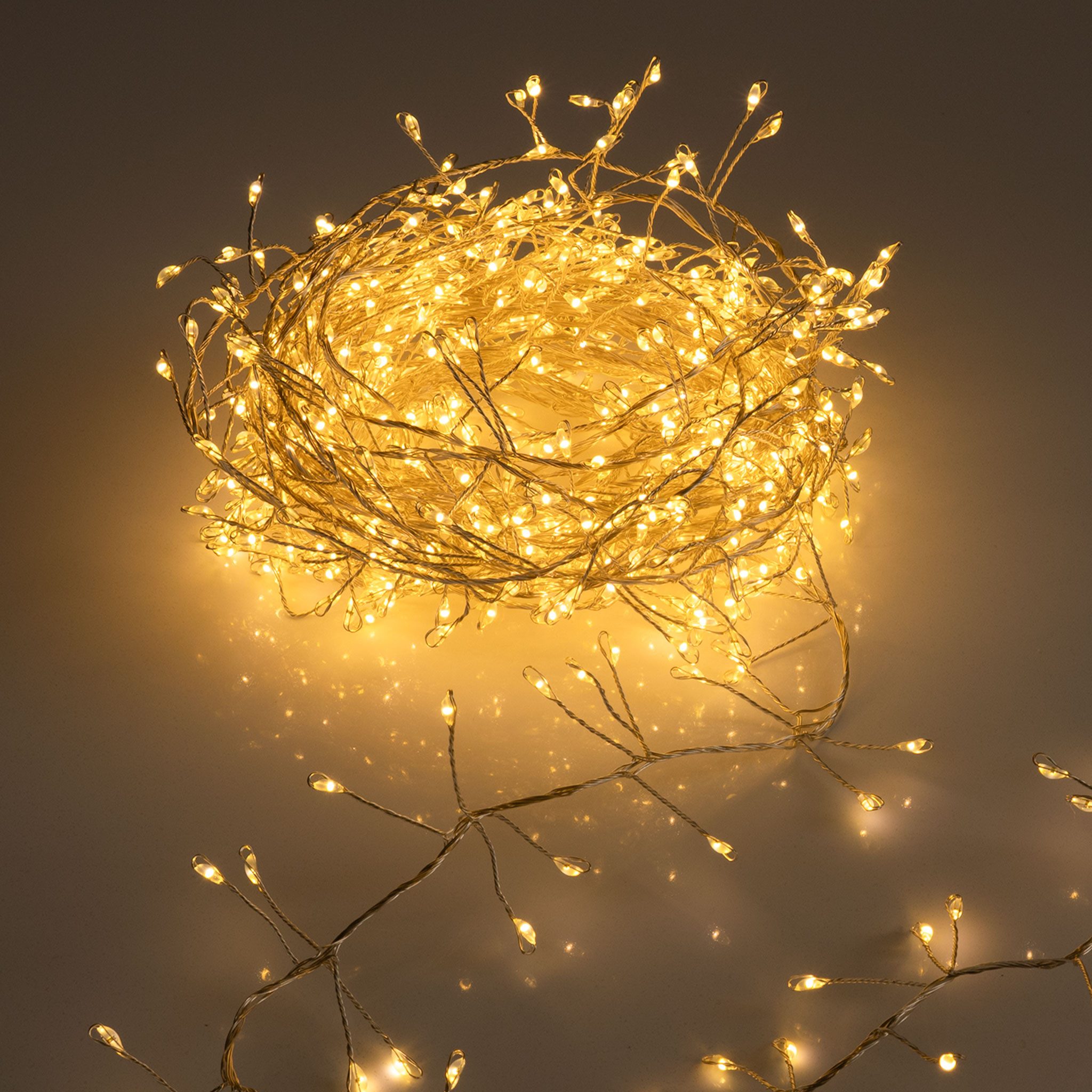 Spetebo Lichterkette Silver Wire CLUSTER Lights - 720 LED, 720-flammig