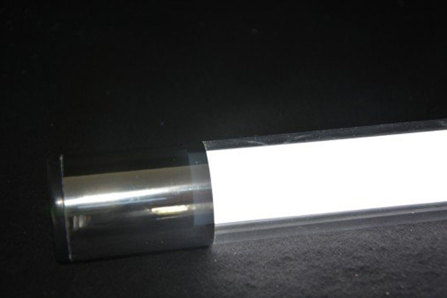IP-44, Leuchtstab XENON LED Lumen LED cm Außen Watt 10 LED T8, Xenon 2929 Wandleuchte weiß 800 warm 63 Röhre