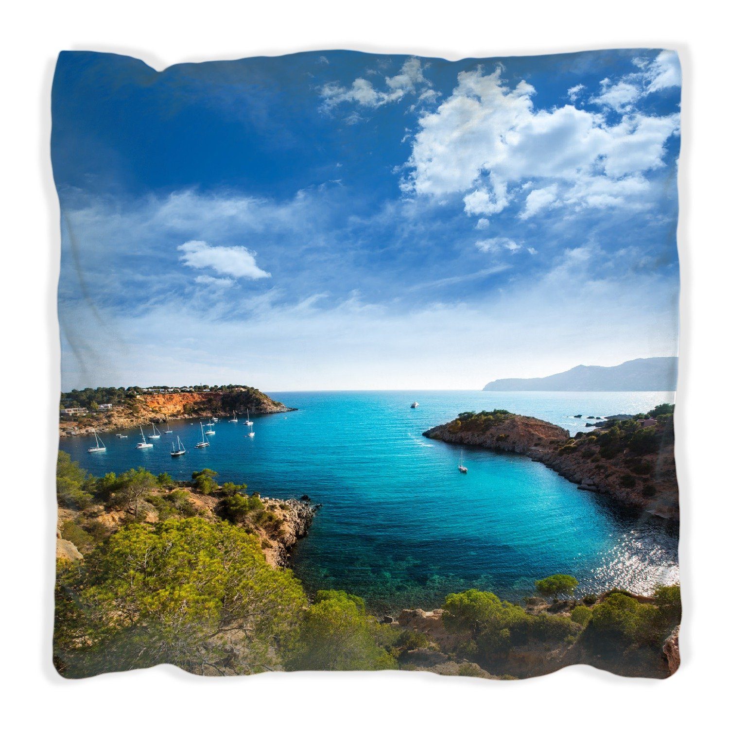 Wallario Dekokissen Ibiza - Blick von einer Bucht aufs Meer, handgenäht