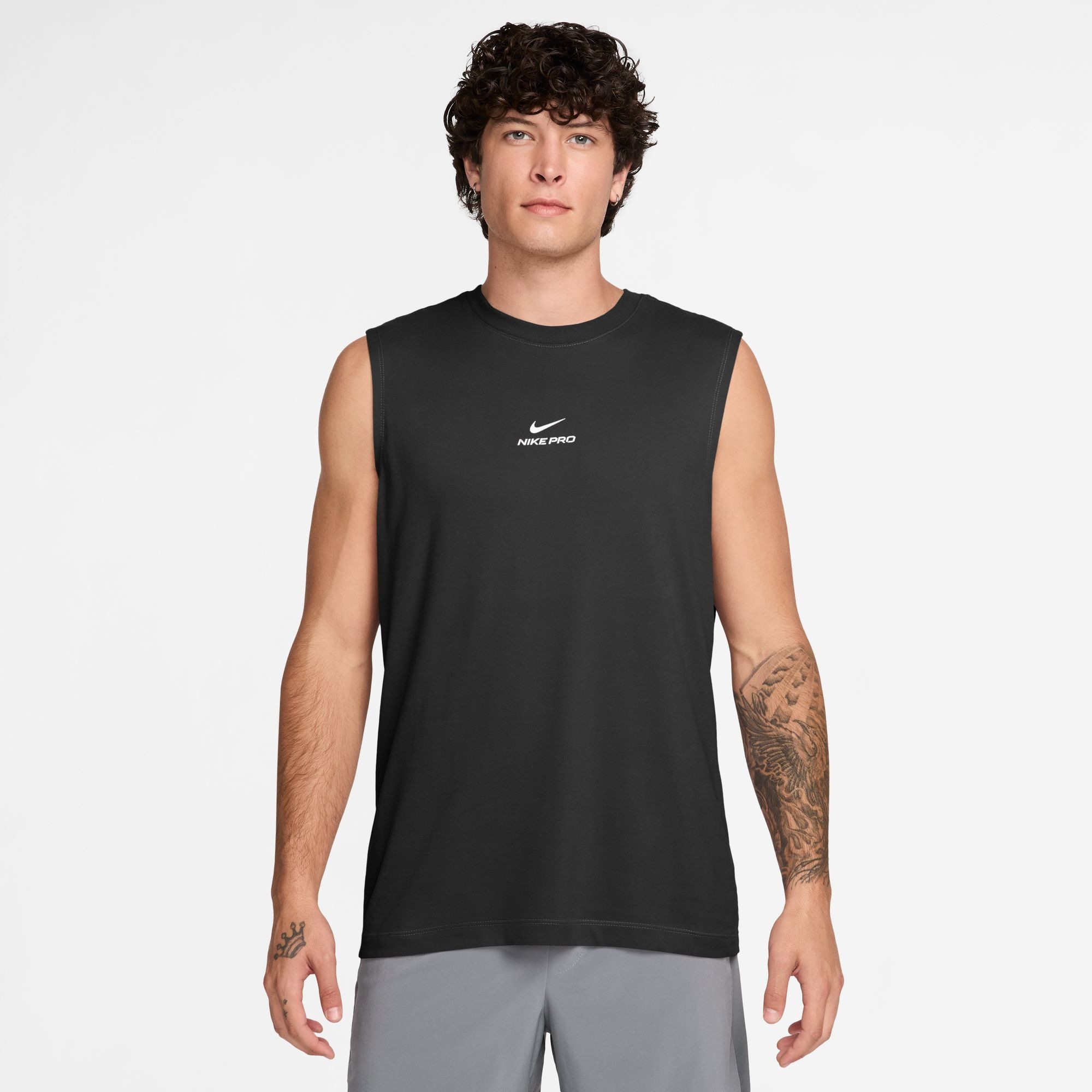 Nike T-Shirt M NK DF TEE STD SL PRO für Teens, sportlicher Stil, für aktive Freizeitgestaltung