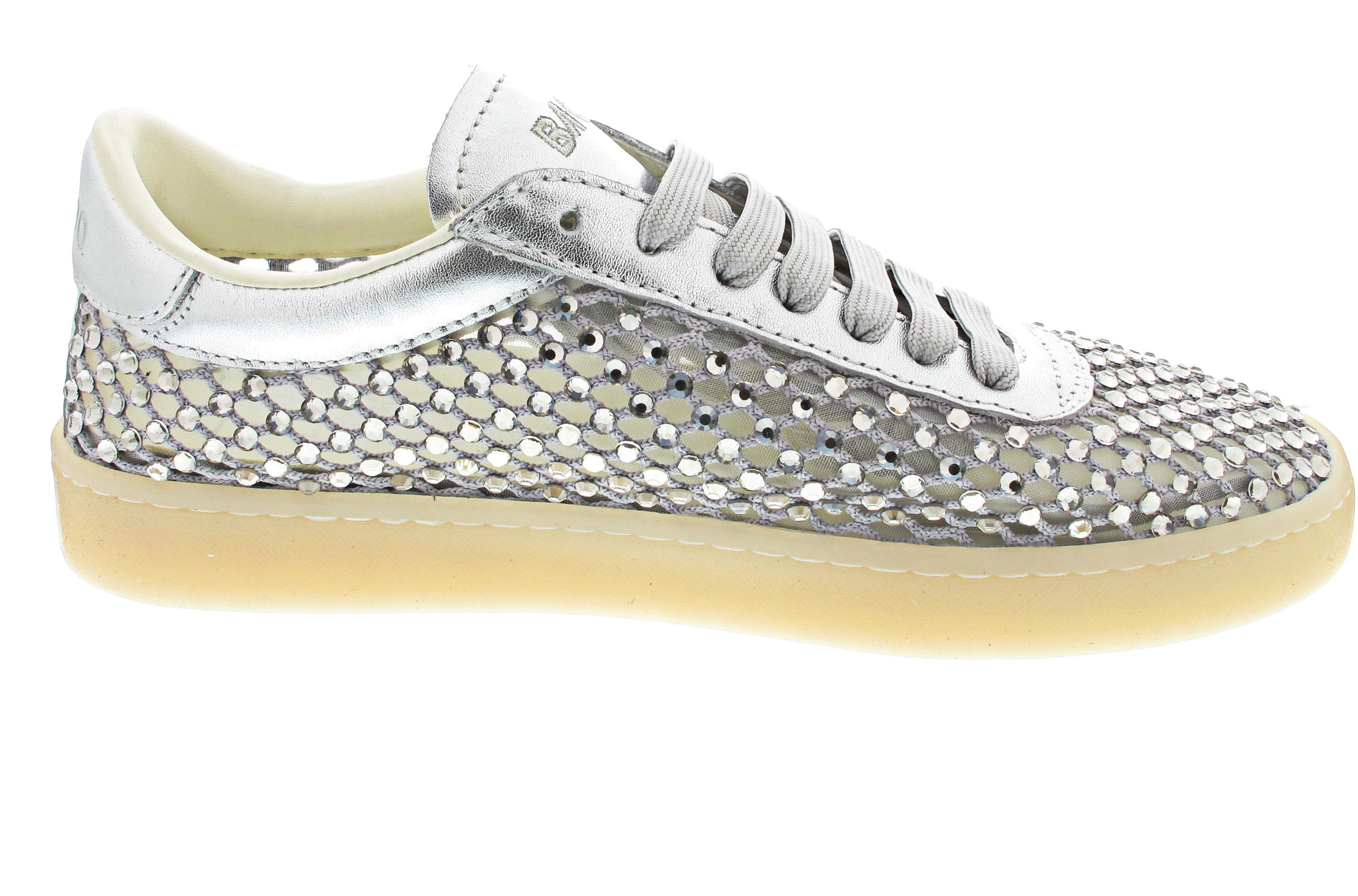 Back 70 Sneaker