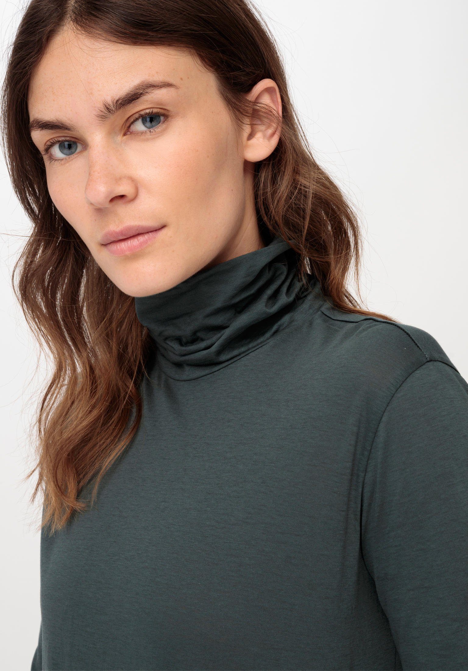 Bio-Baumwolle dunkelgrün Hessnatur reiner T-Shirt aus