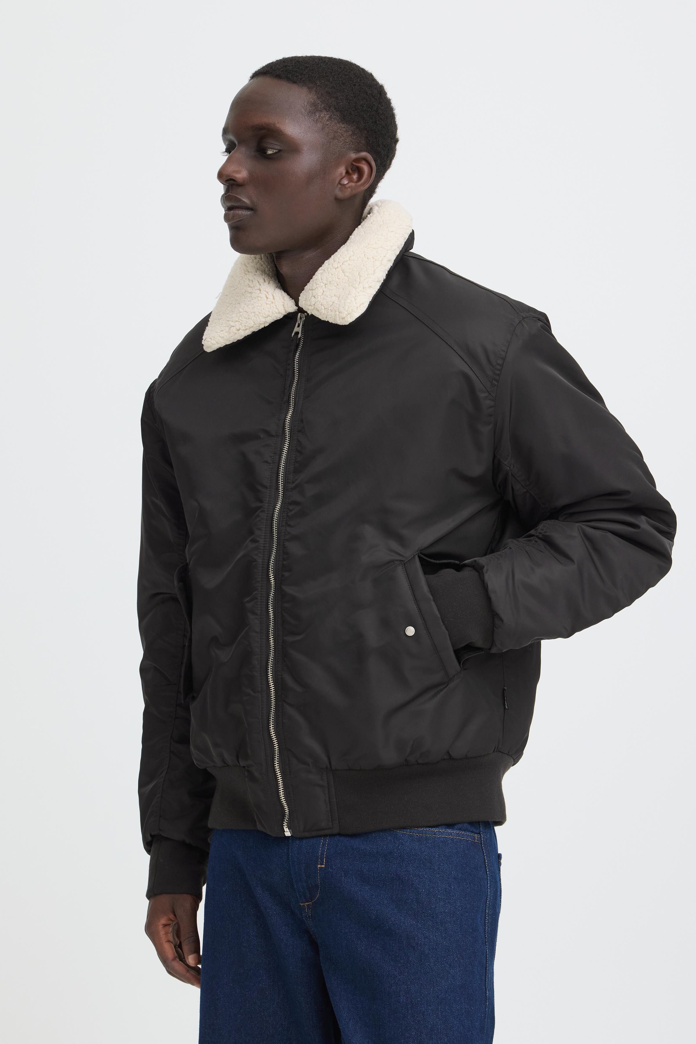 Blend Bomberjacke BHGATLIN BOMBER JKT Kunstfaser, loose fit