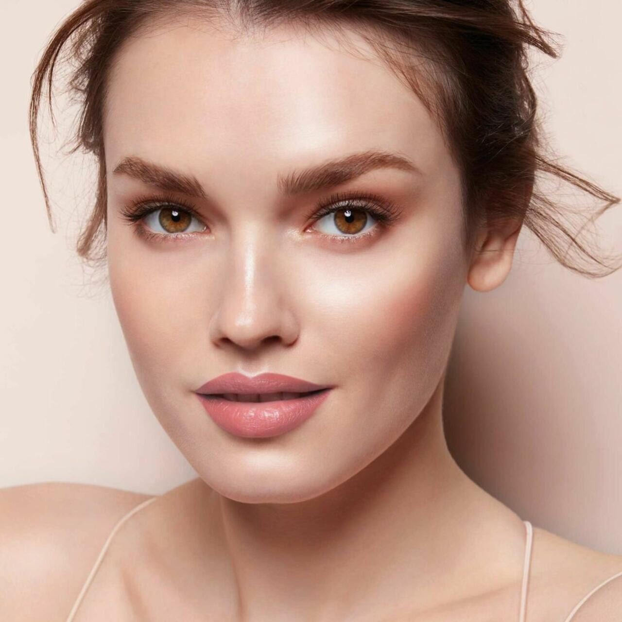 ARTDECO Foundation Light Luminous Foundation, für Alle Hauttypen