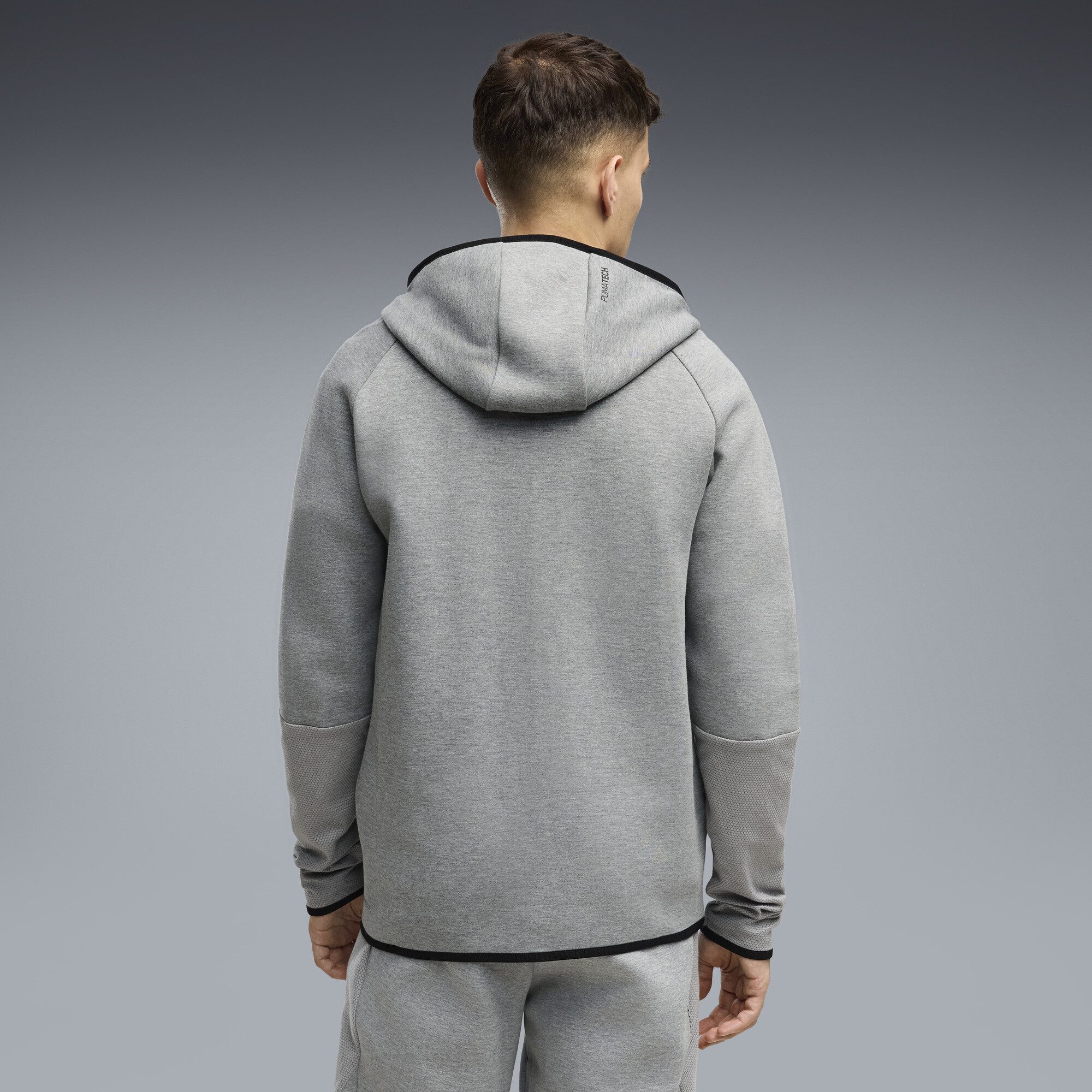 PUMA Sweatjacke PUMATECH Elevated Slim Kapuzenjacke Herren – Bild 3 von 5