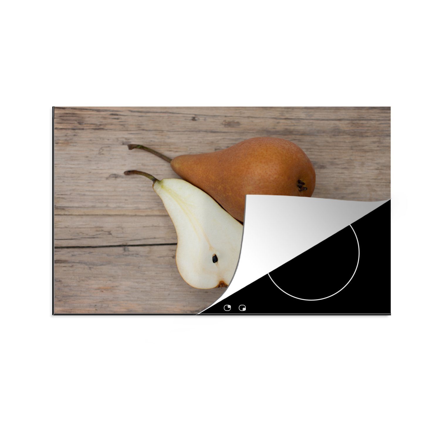 MuchoWow Herdblende-/Abdeckplatte Nahaufnahme einer Birne und einer Birnenscheibe auf einem Holzbrett, Vinyl, (1 tlg), 81x52 cm, Induktionskochfeld Schutz für die küche, Ceranfeldabdeckung