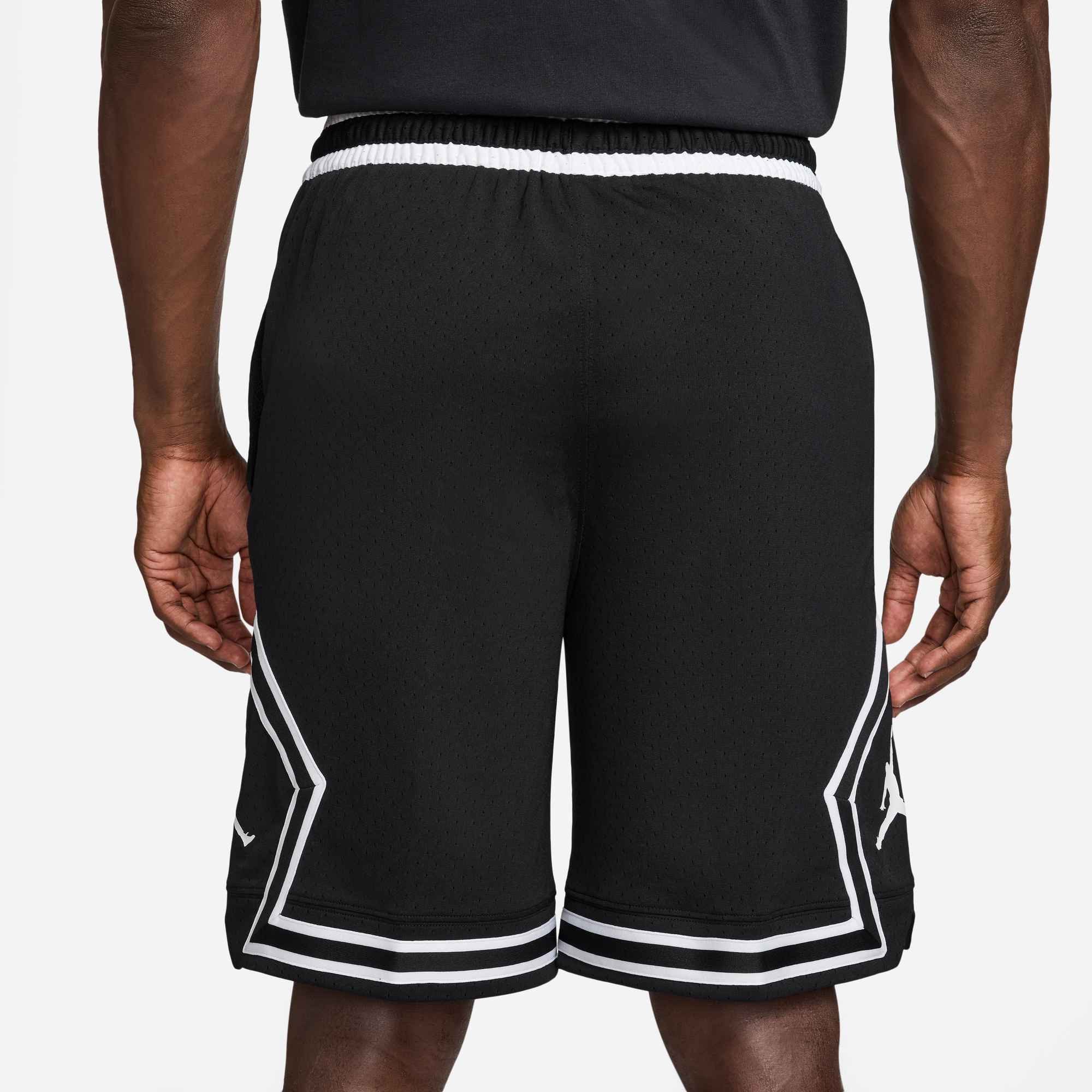 Jordan Trainingsshorts Jordan Sport Men's Dri-FIT 9" Diamond Shorts mit elastischem Bund mit Kordelzug, aus Mesh-Material, gerade Passform