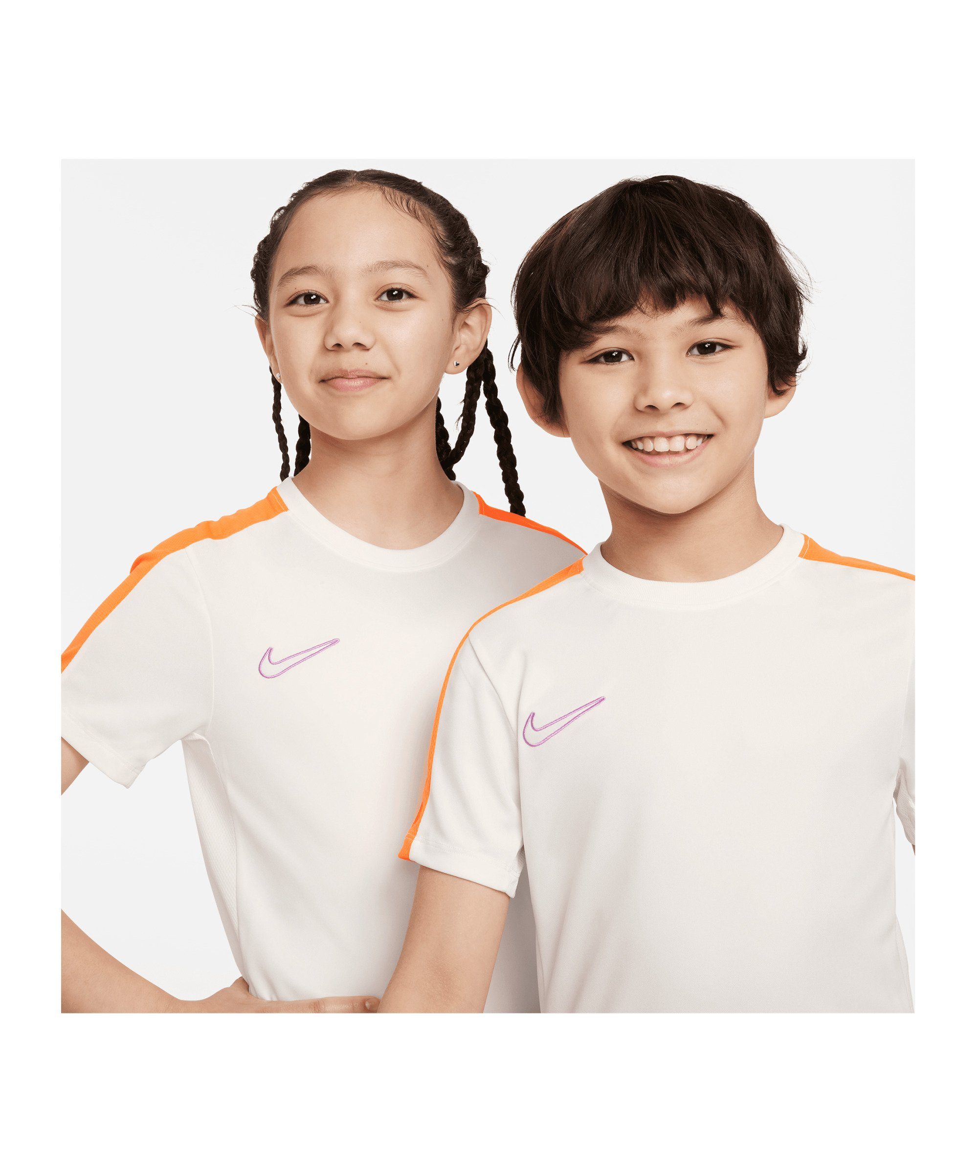 beigeorangerot Nike Academy 23 T-Shirt default T-Shirt