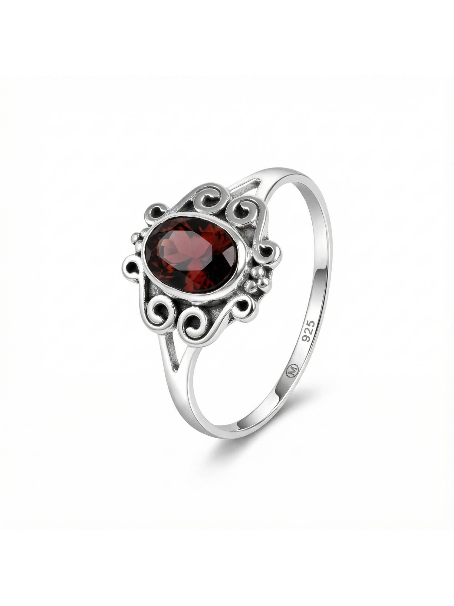 Silberring TIRU aus 925 Silber mit Granat facettiert