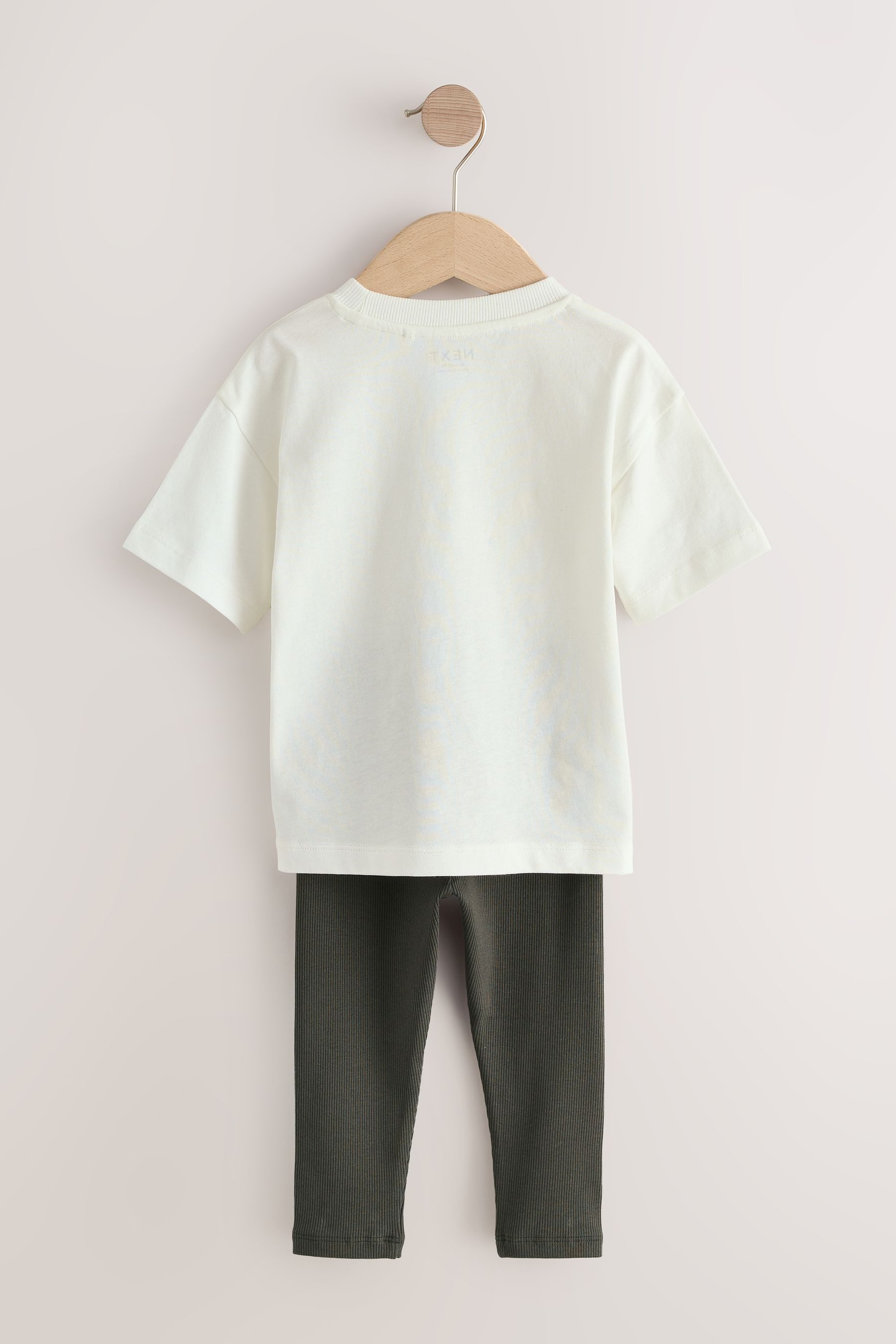 Next Shirt & Leggings Kurzarm-T-Shirt und Leggings im Set (2-tlg)