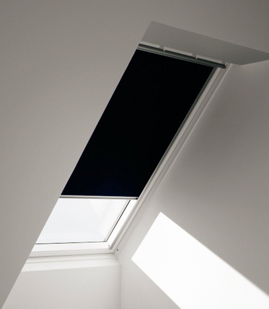 Verdunklungsrollo DKL SK06/MK04/FK04/CK02/CK04/FK06/MK06 1100S, VELUX, abdunkelnd, ohne Bohren, in Führungsschienen, VELUX »Pick & Click!«, alufarbene Führungsschienen & Griffleiste
