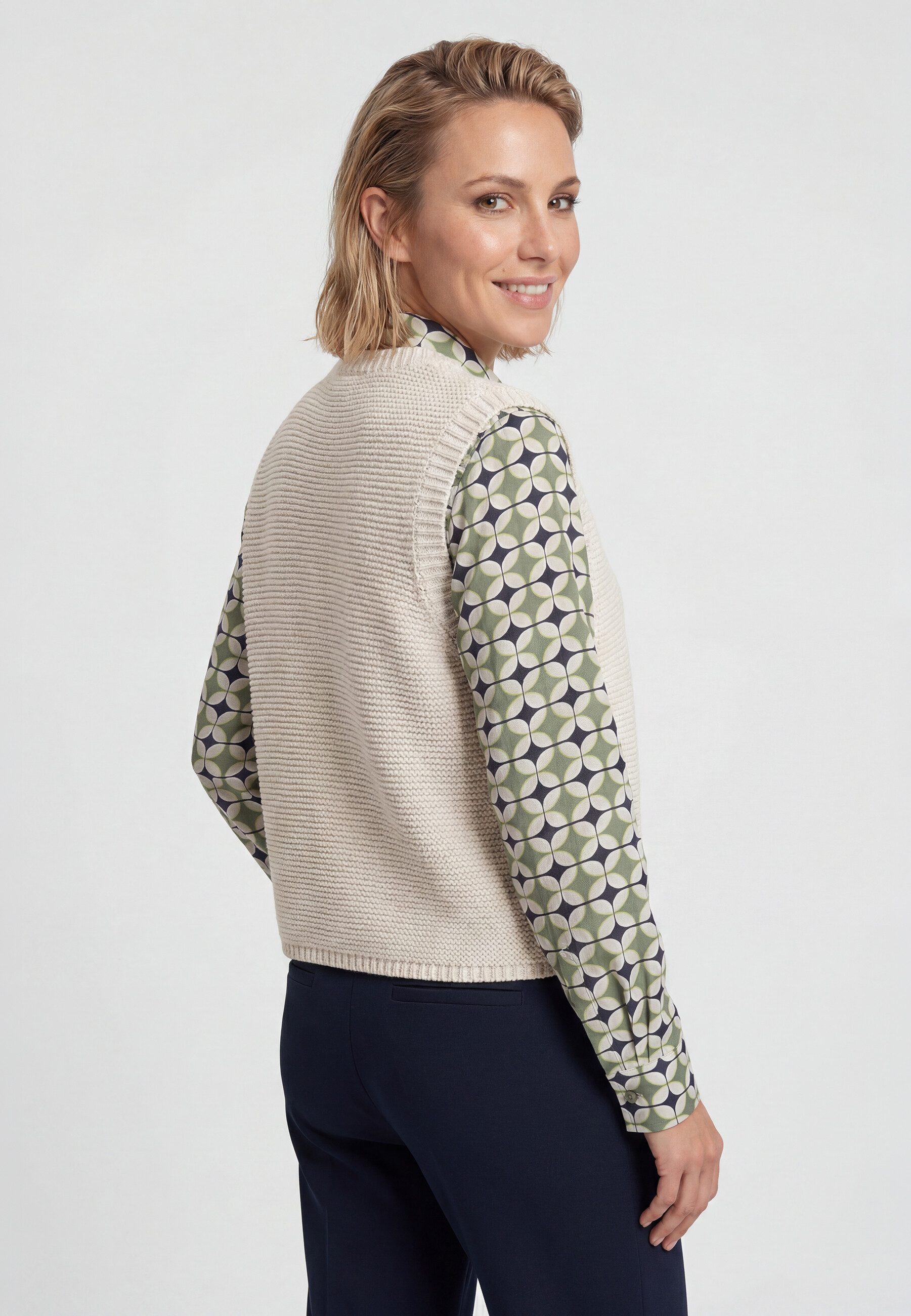 Olsen Strickpullover Weste mit dezentem Stehkragen