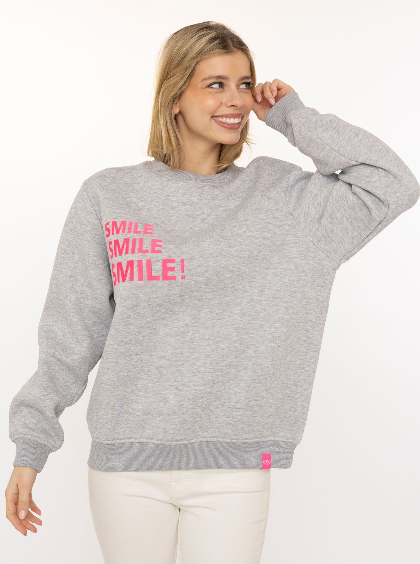 Zwillingsherz Hoodie "Smile Smile Smile" Rundhals, Stickerei in Neon, fröhliche Botschaft