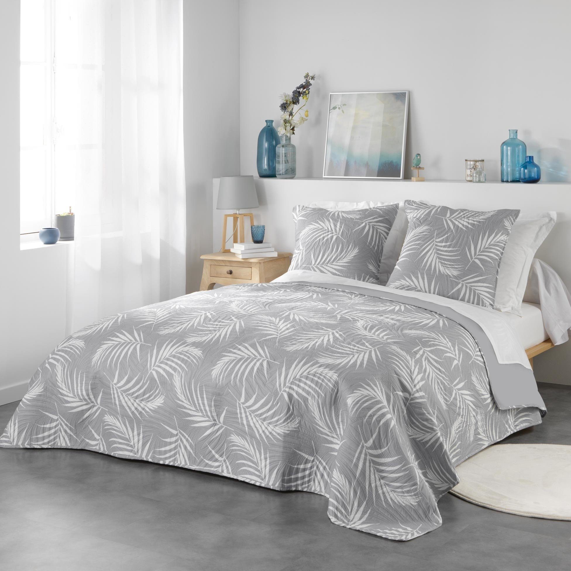 Douceur D'Intérieur Tagesdecke 240x260 Cm – Salbei-Farbe, Baumwolle-Polyester Mix, Waschbar & Pflegeleicht