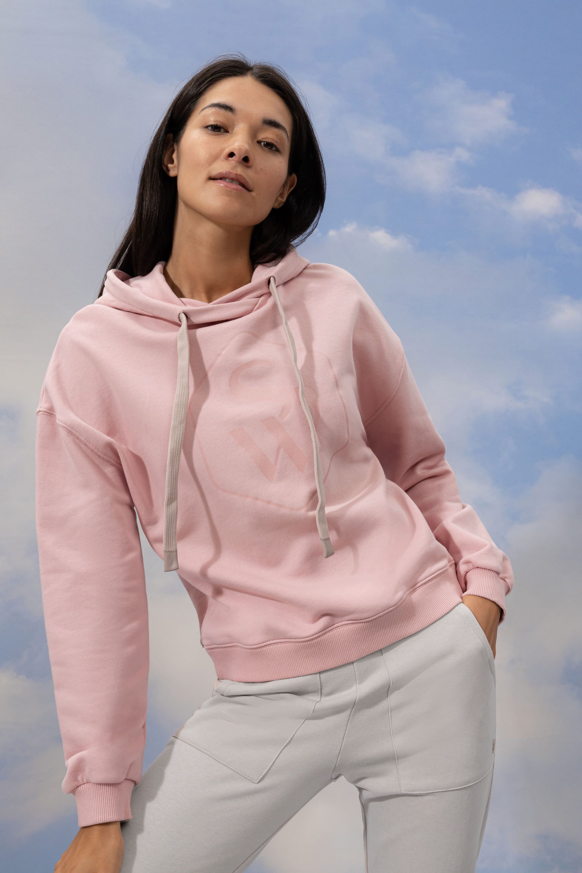 Mey Hoodie Mey Damen Hoodie Serie Cozy frontaler Logo-Print (1-tlg)