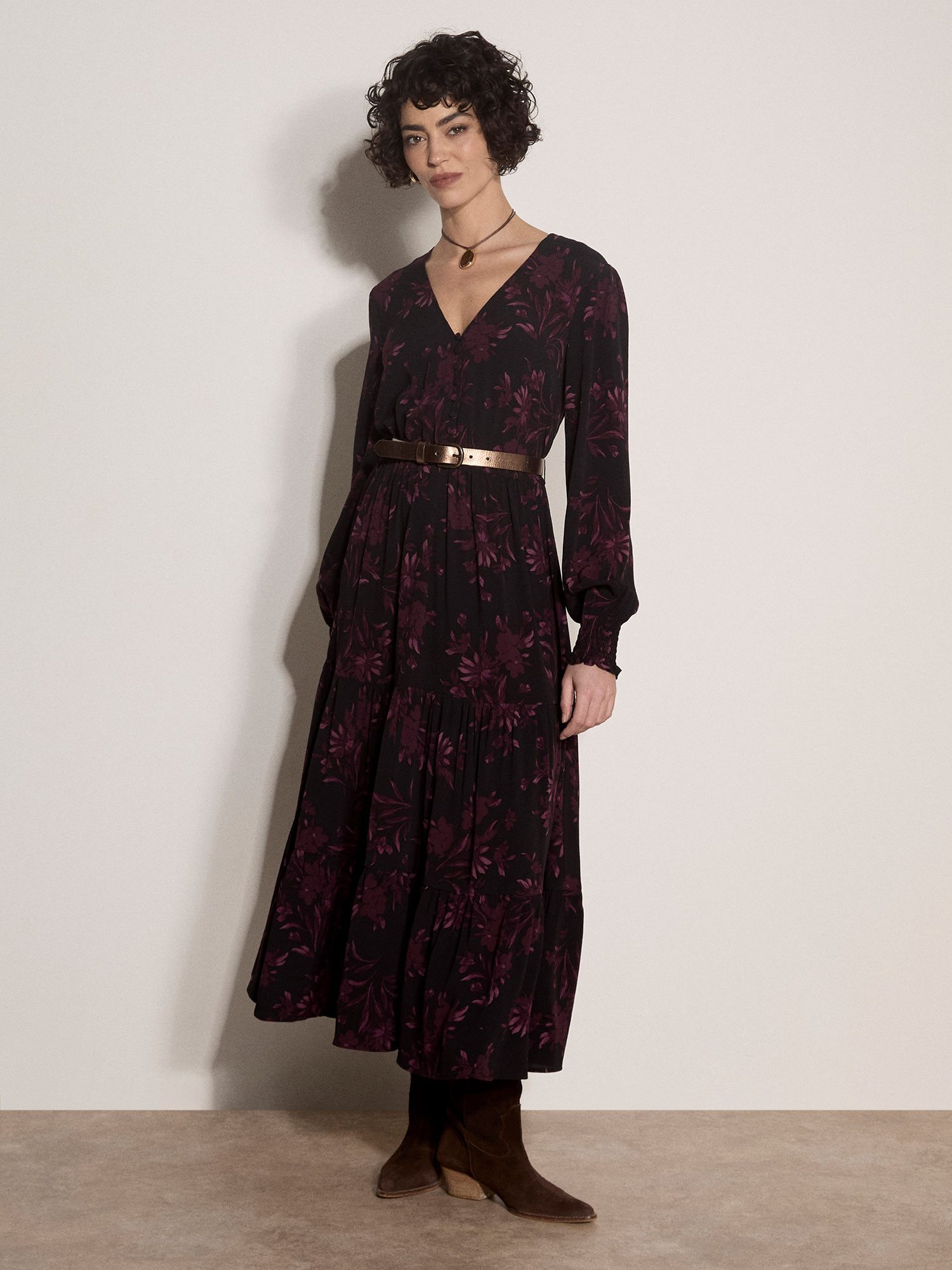 Apricot Midikleid Crêpekleid in wadenlänge (mit Stoffgürtel) mit Blumenmuster