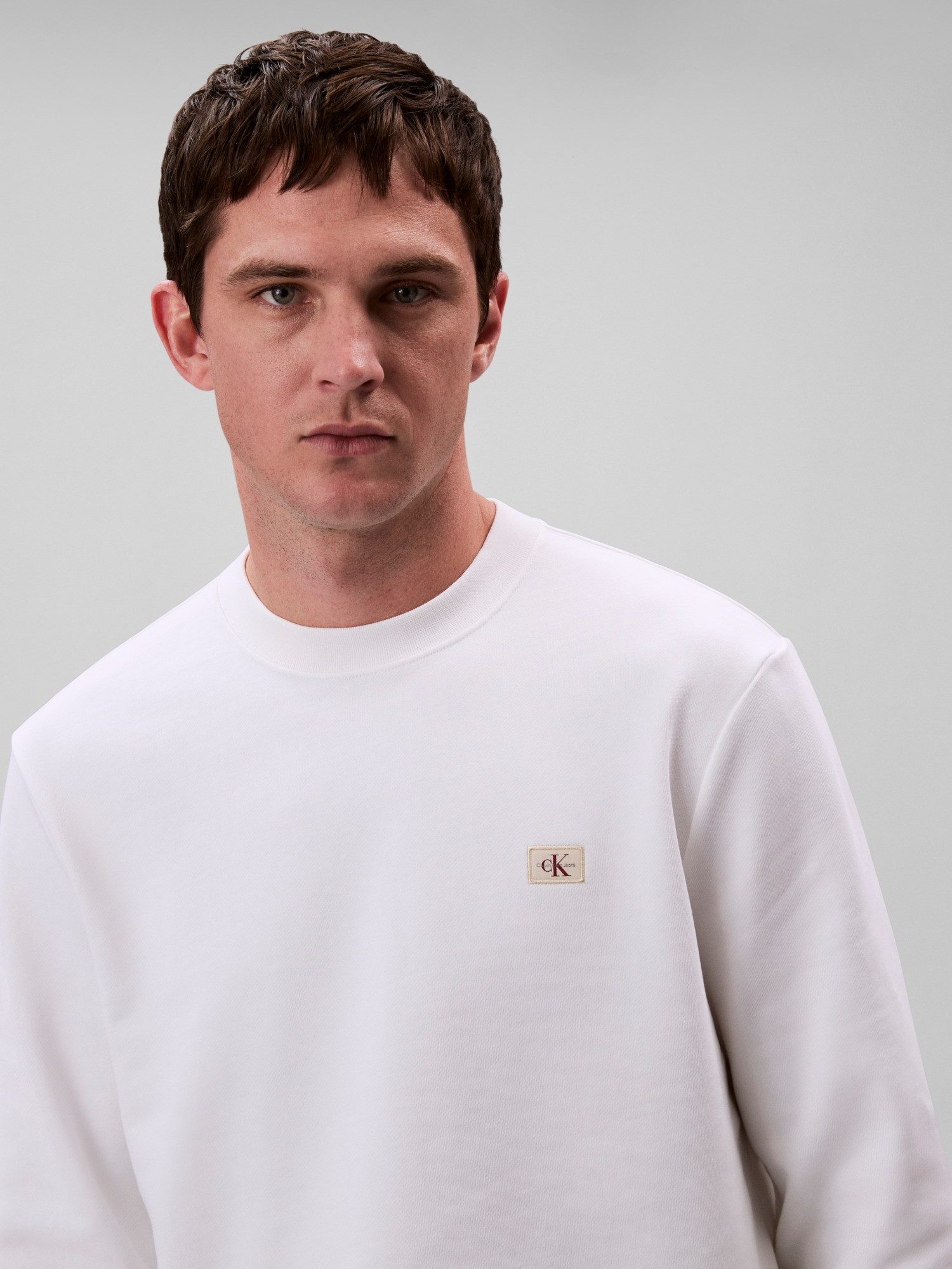 Calvin Klein Jeans Sweatshirt 400GSM TRRY BDG CRWN Mit Rundhalsausschnitt