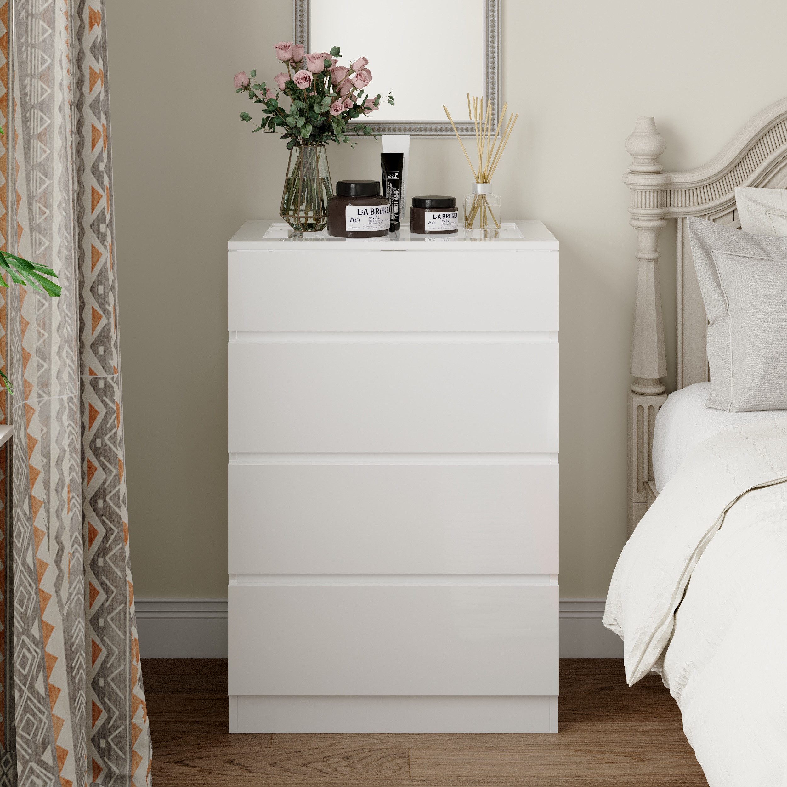 HOMSEE Schmuckschrank Kommode mit 4 Schubladen und 3-Farben LED-Beleuchtung (1-St) Weiß Hochglanz 60x40x90 cm, griffloses Design für Schlafzimmer