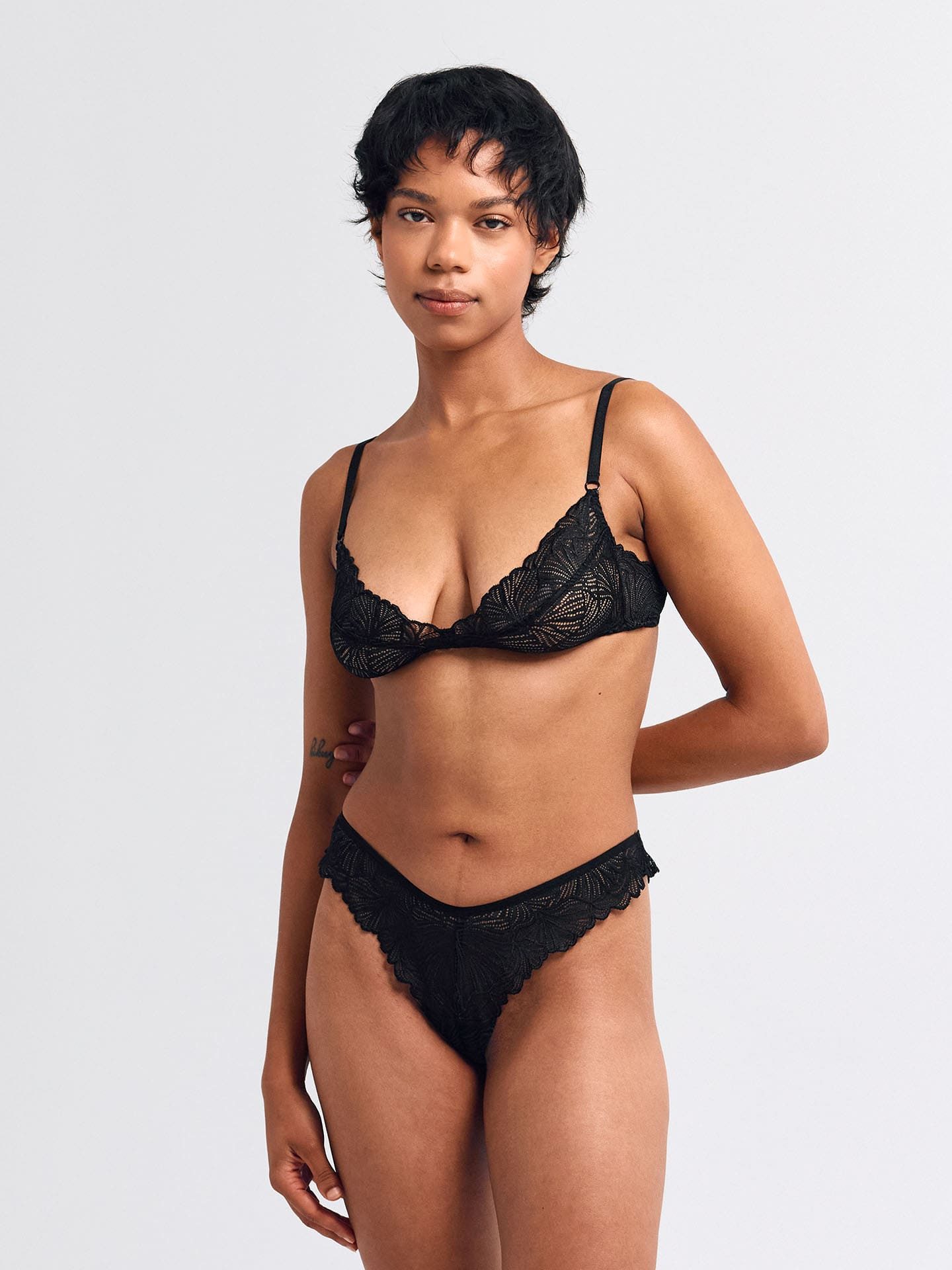 Erlich Textil Bügelloser BH FLUID LACE BÜGELLOSER BH (1-tlg)