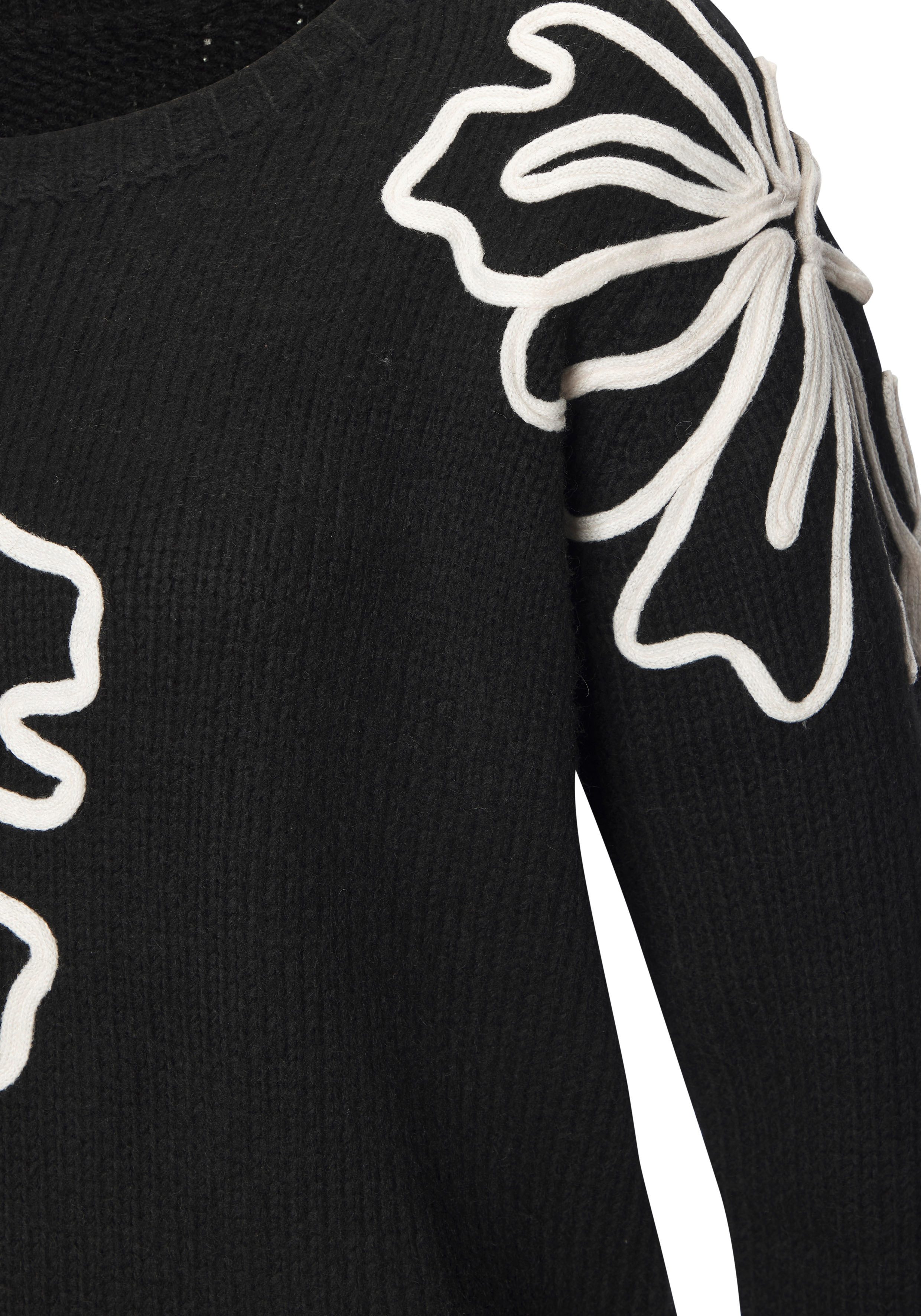 LASCANA Strickpullover mit Blumen-Applikation, Winterpullover, modisch